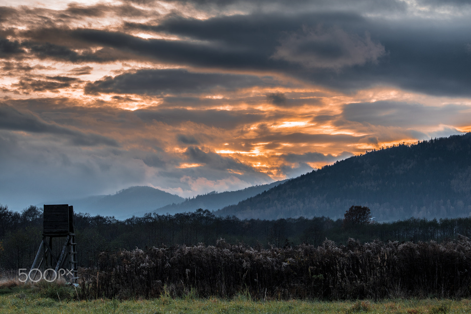 Canon EF-S 55-250mm F4-5.6 IS sample photo. Fire at the sky photography