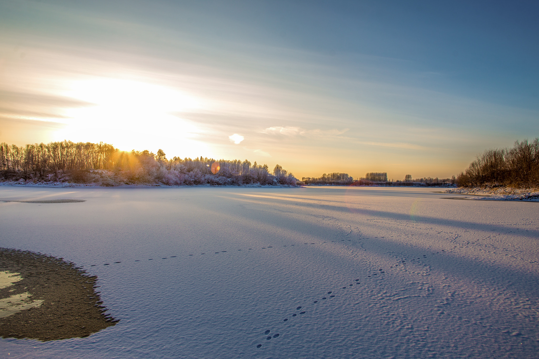 Canon EOS 6D + Canon EF 20mm F2.8 USM sample photo. Img photography