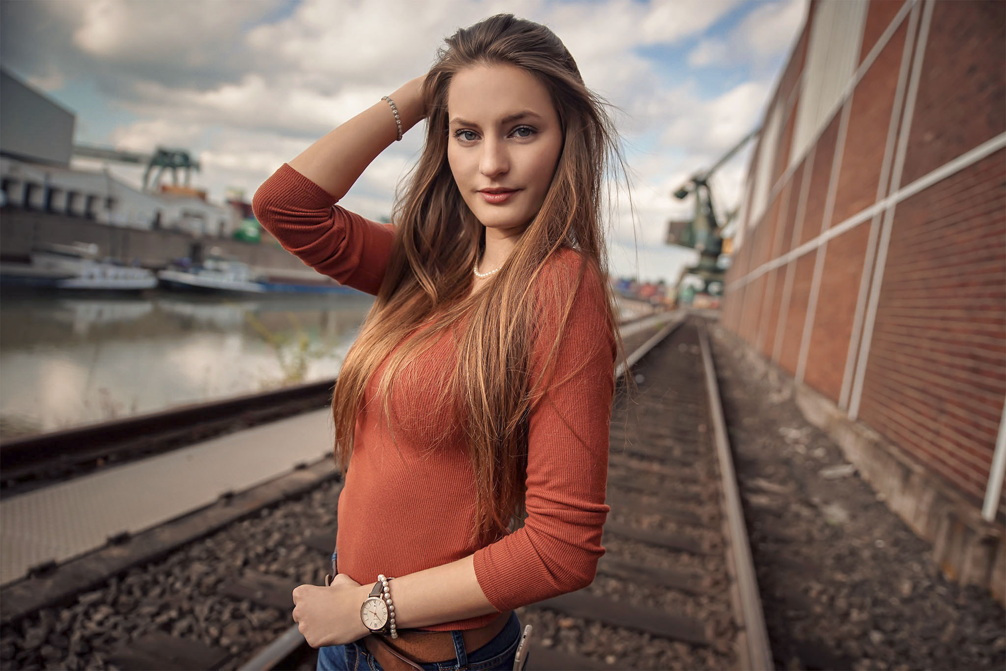 DT 24-70mm F2.8 SAM sample photo. Aila photography