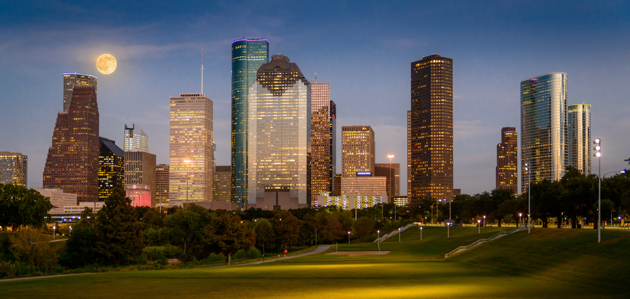 Tamron SP 24-70mm F2.8 Di VC USD sample photo. Downtown houston photography