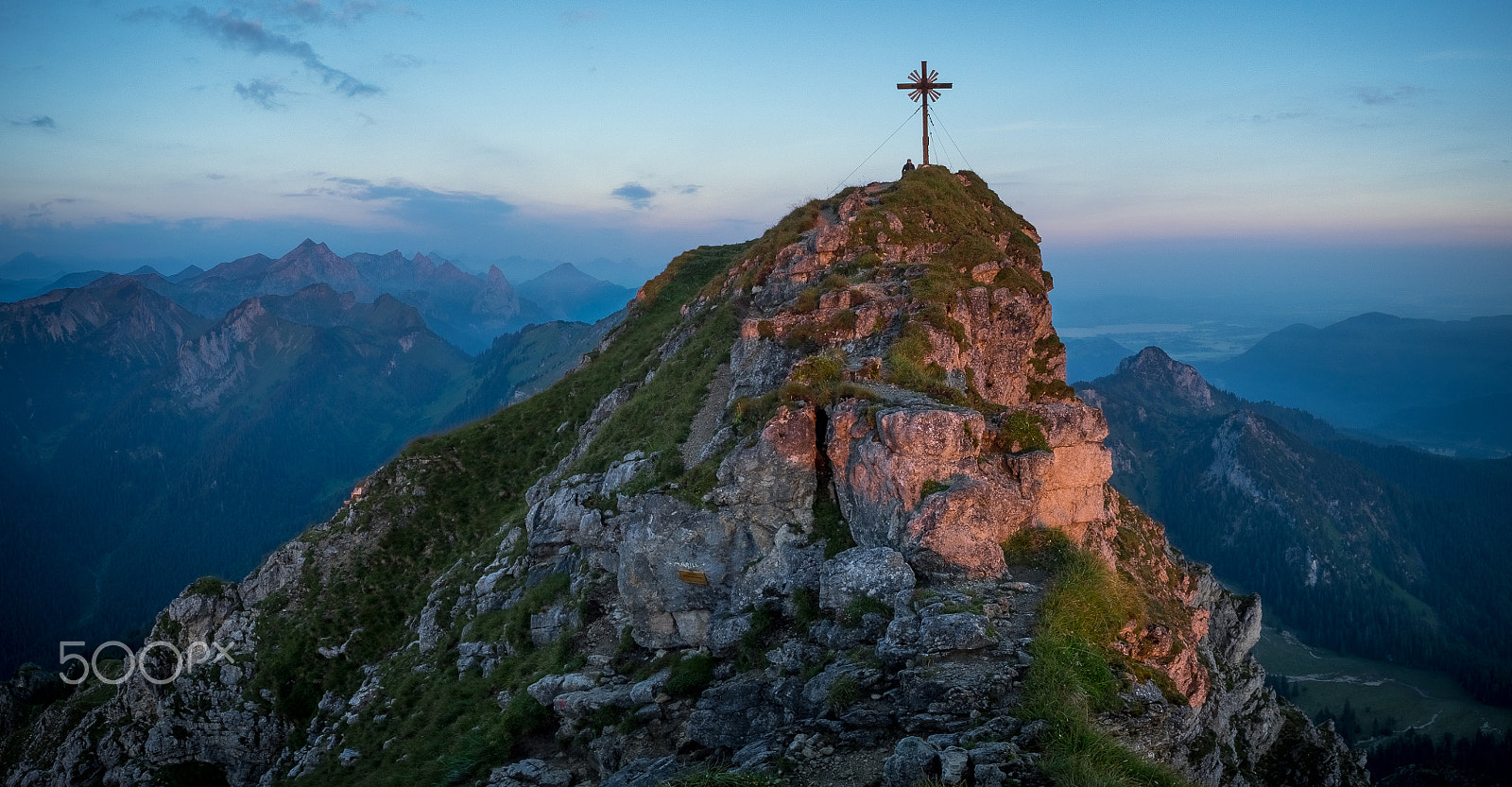 Olympus OM-D E-M1 + Olympus Zuiko Digital ED 9-18mm F4.0-5.6 sample photo. Große klammspitze photography