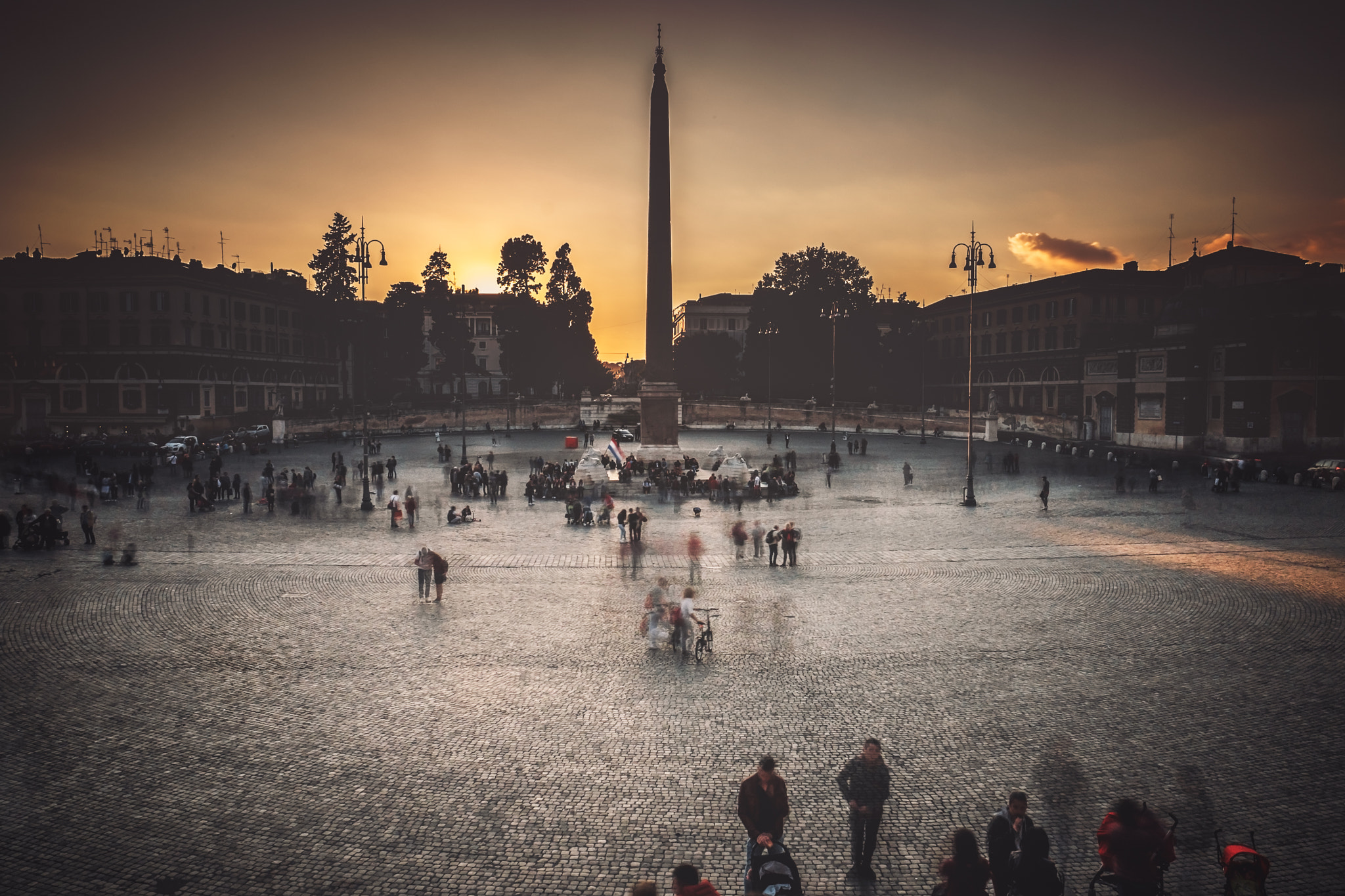 Fujifilm X-T10 + Fujifilm XF 16mm F1.4 R WR sample photo. Sunset in piazza del popolo photography