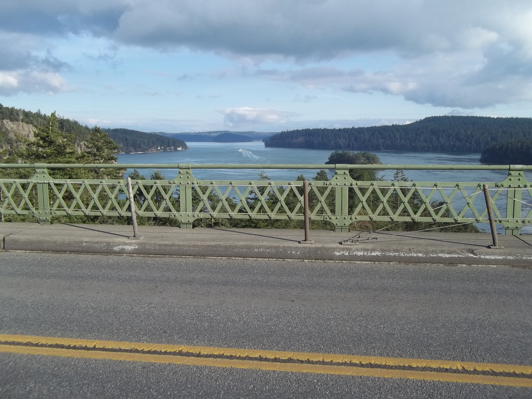Kodak EASYSHARE C183 DIGITAL CAMERA sample photo. Deception pass photography