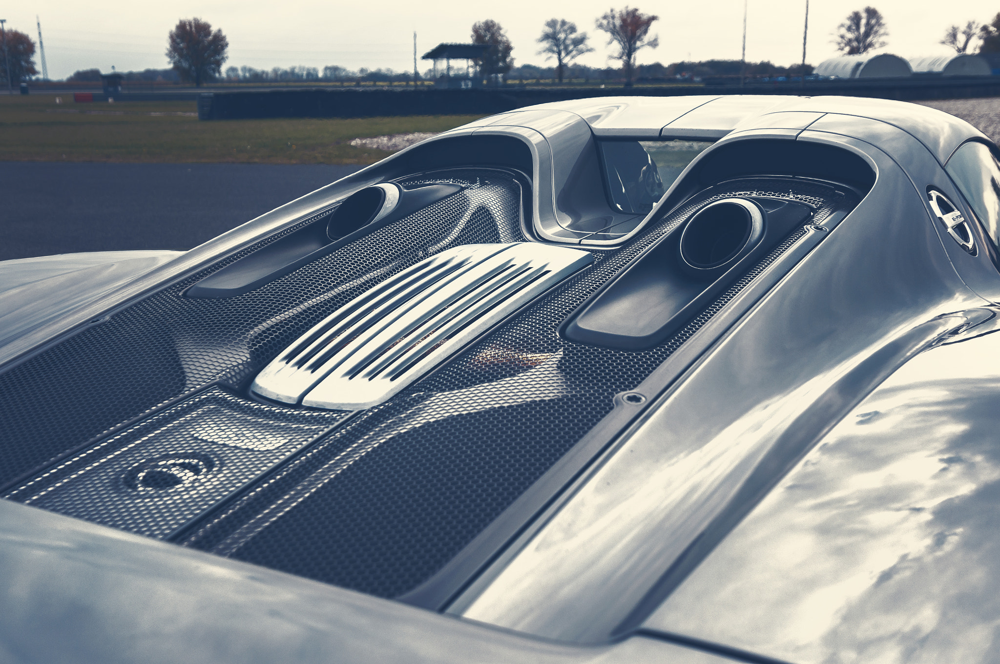 Nikon D90 + Sigma 24-105mm F4 DG OS HSM Art sample photo. Porsche 918 spyder photography