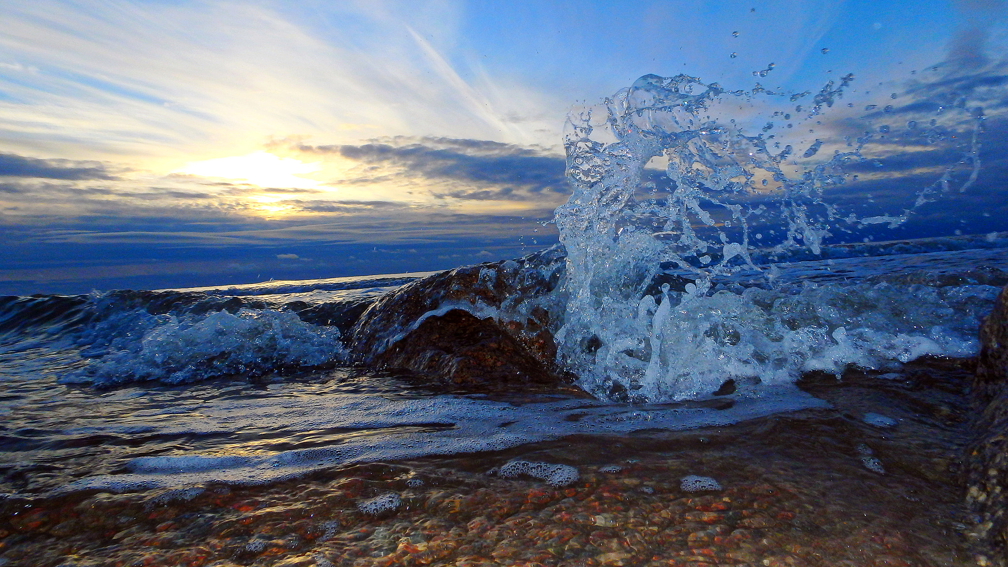 Olympus TG-850 sample photo. Water "dance" photography