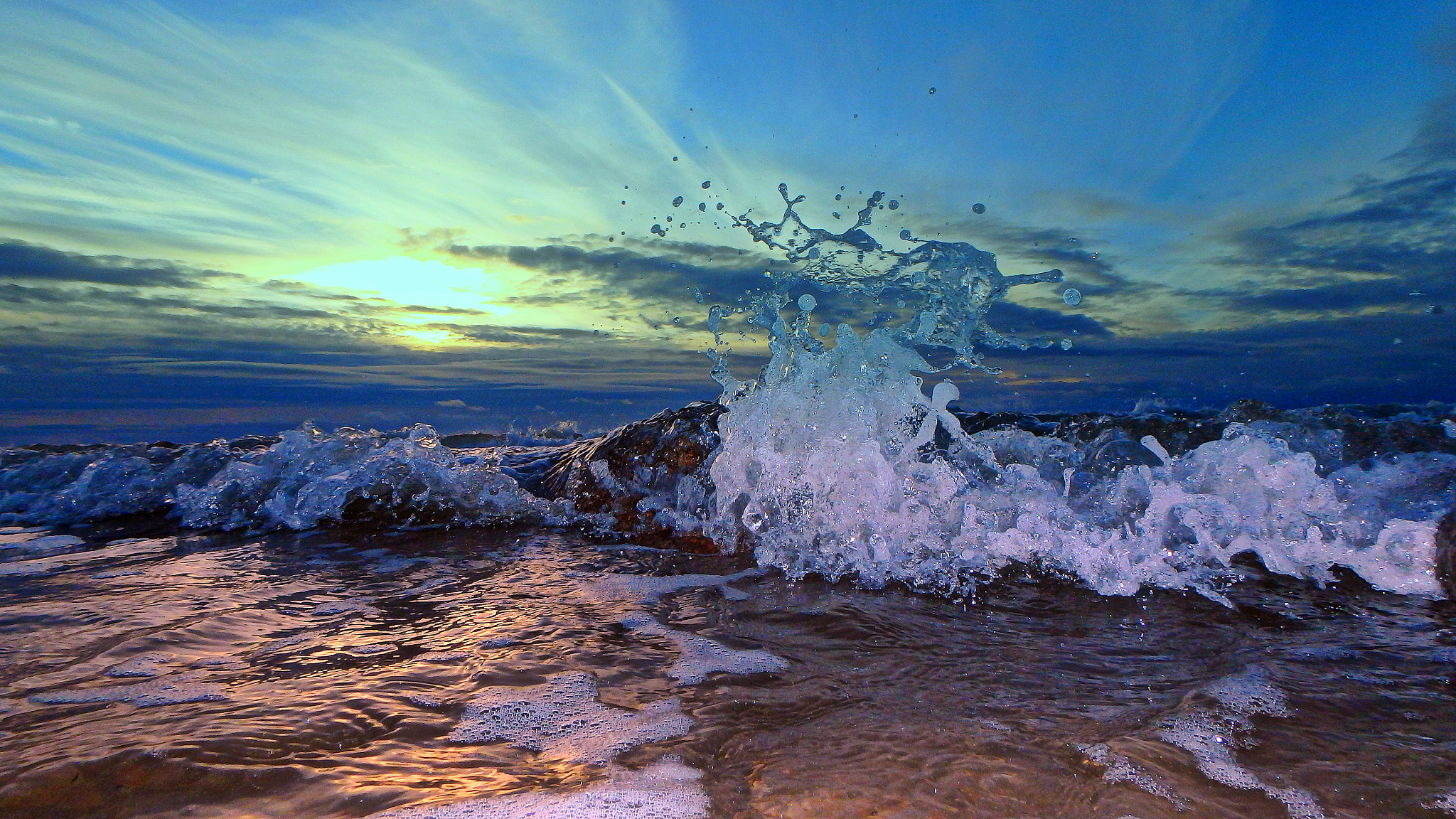 Olympus TG-850 sample photo. Water "dance" photography