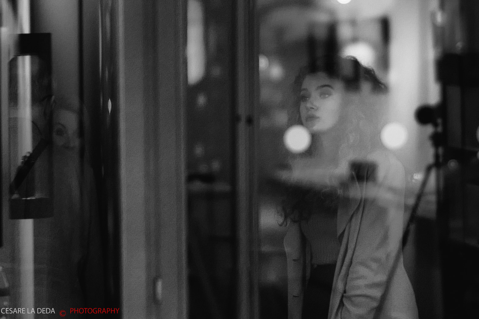 Leica Noctilux-M 50mm F0.95 ASPH sample photo. Mysterious girl photography