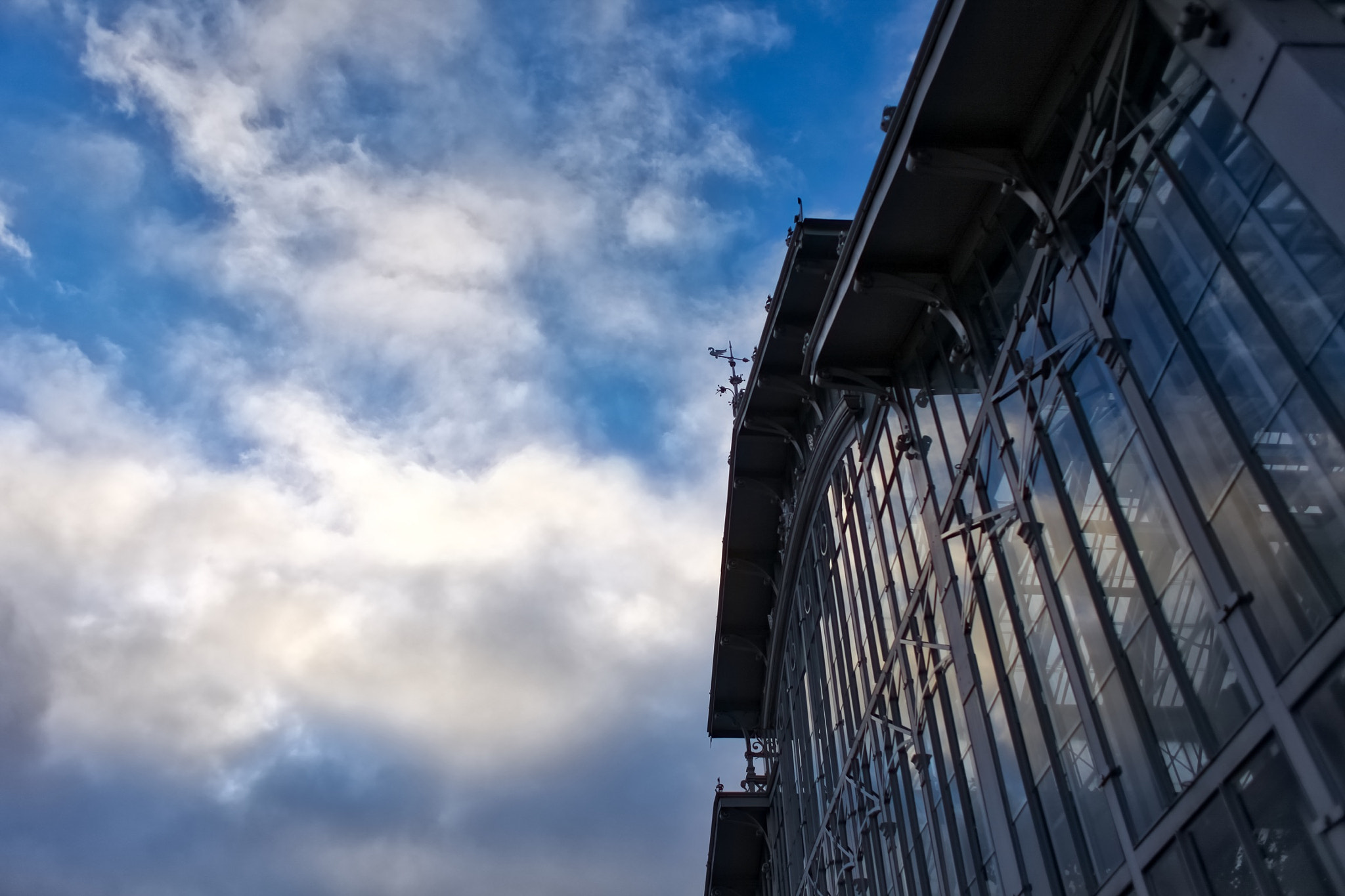 Canon EF 28mm F1.8 USM sample photo