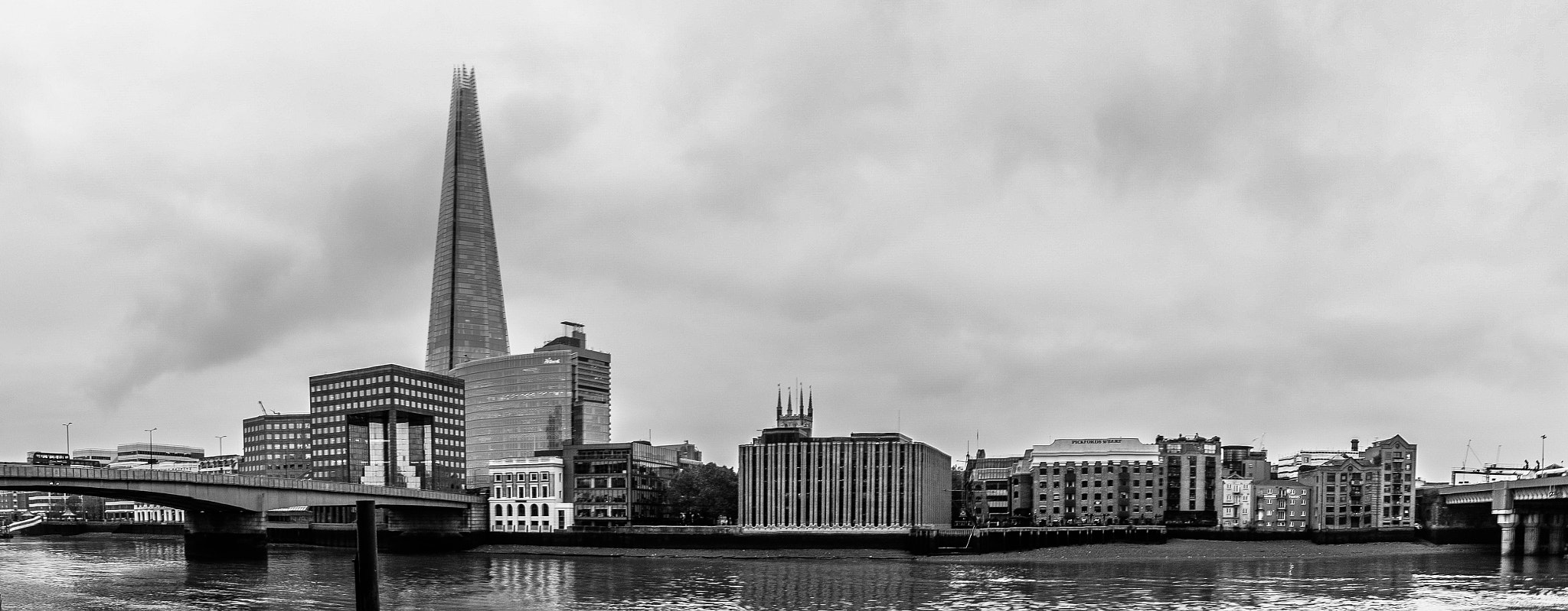 Sony SLT-A65 (SLT-A65V) sample photo. The shard photography
