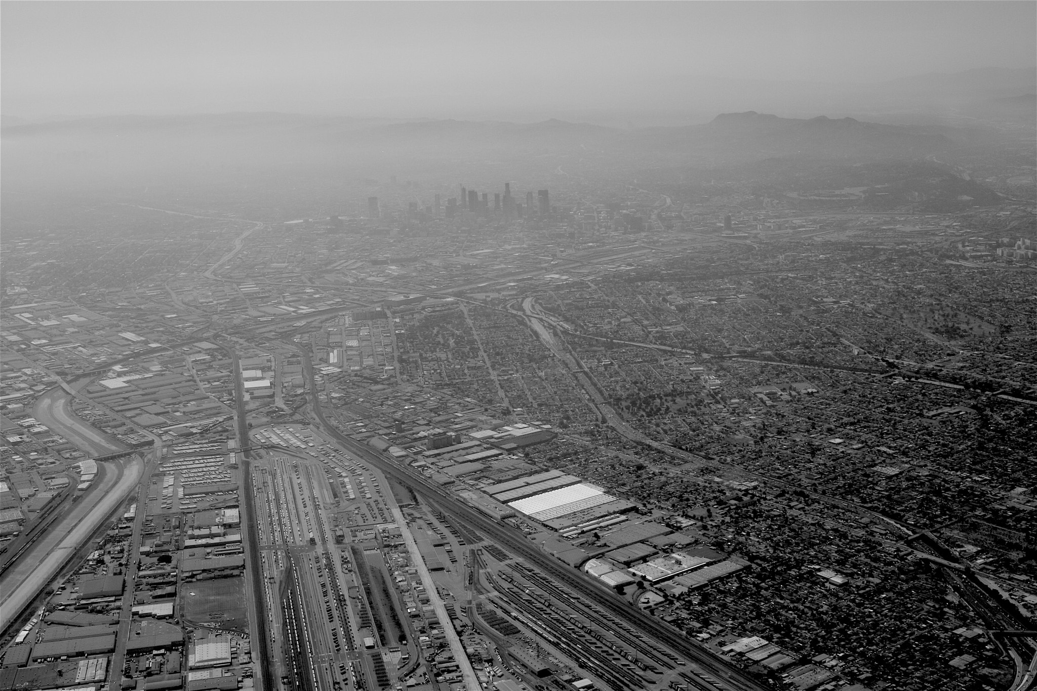 Canon EOS 40D sample photo. Smog eats the city photography