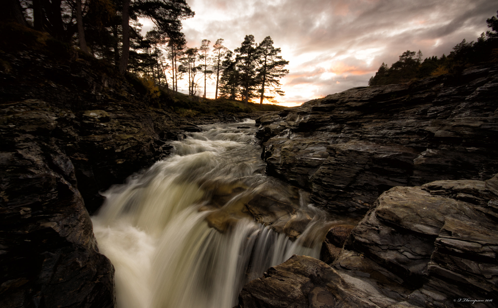 Sigma AF 10-20mm F4-5.6 EX DC sample photo. Linn o'dee photography