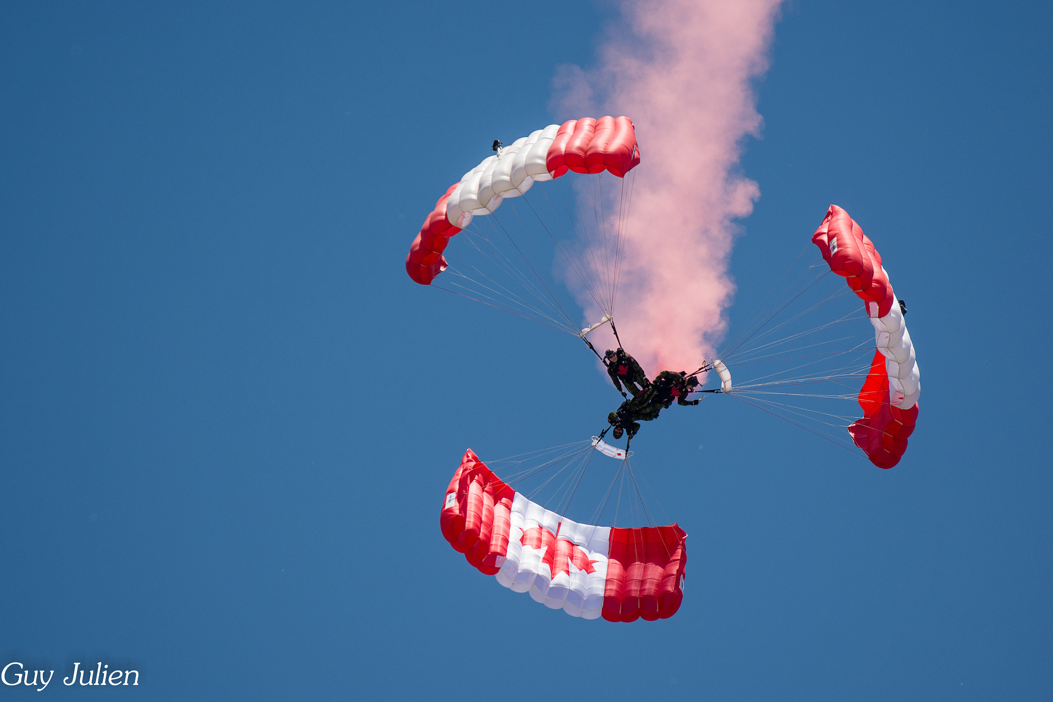 Nikon AF-S Nikkor 70-200mm F4G ED VR sample photo. Hell of a team  photography