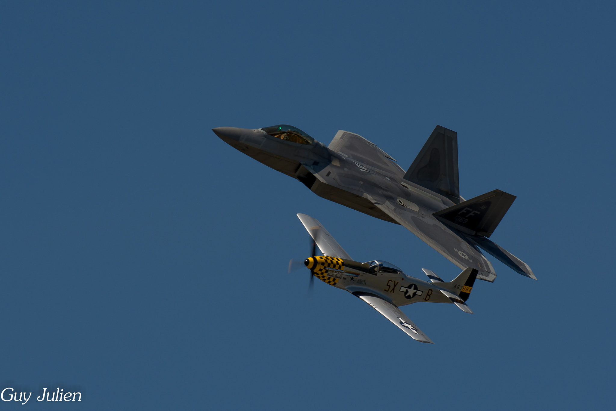 Nikon AF-S Nikkor 70-200mm F4G ED VR sample photo. Let me show you young man how it is done photography