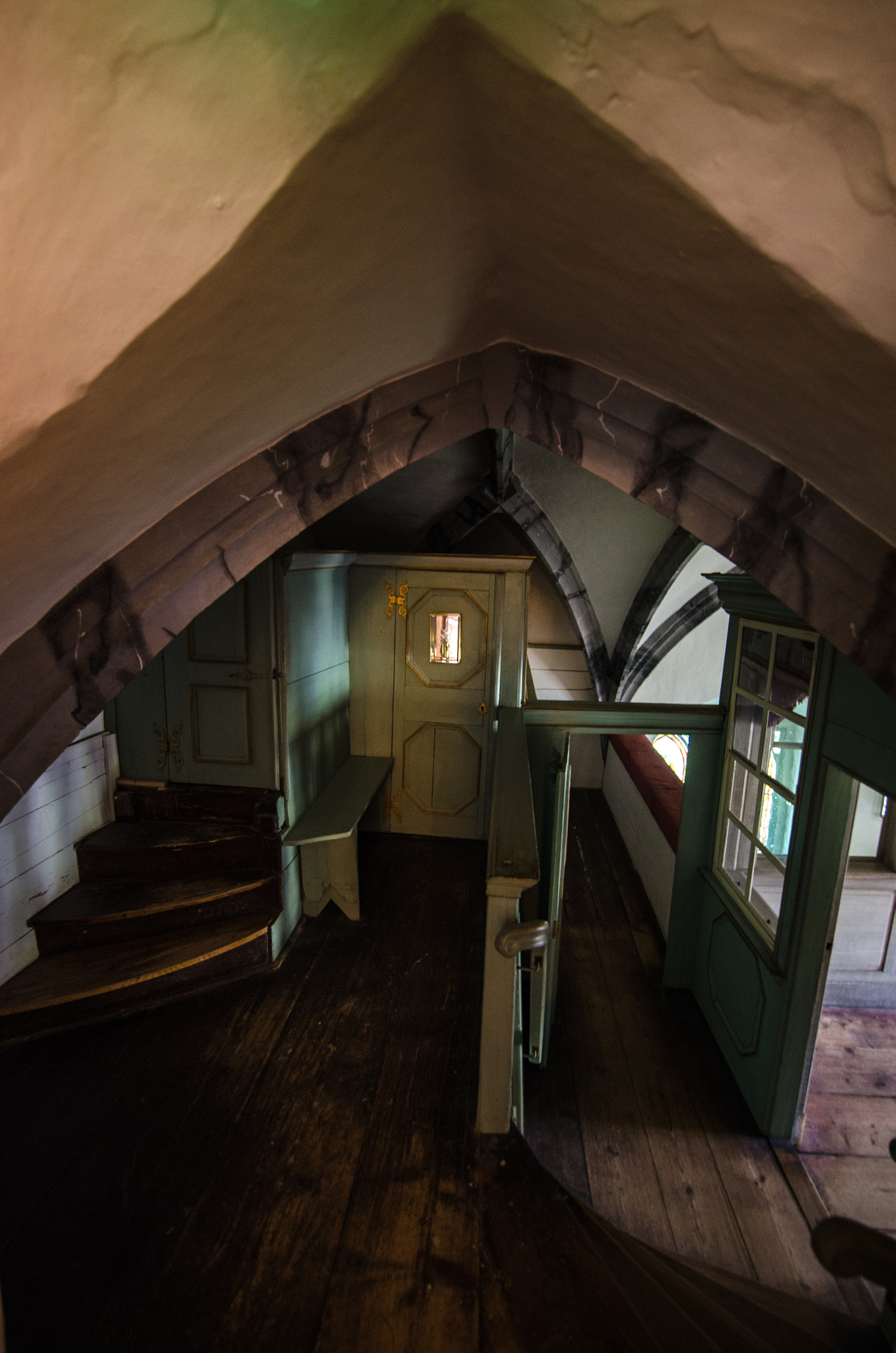 Samyang 14mm F2.8 ED AS IF UMC sample photo. Loge photography