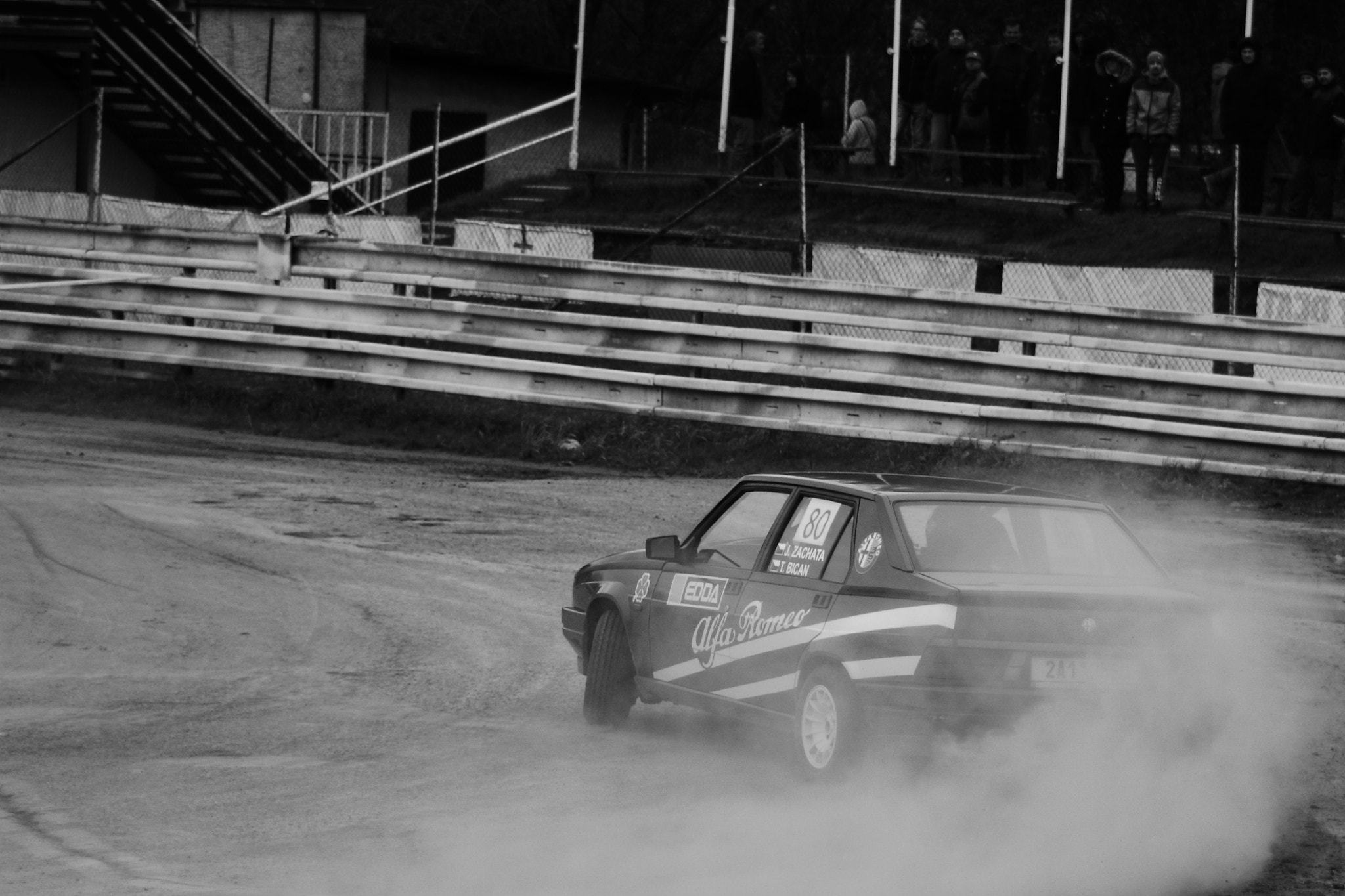 Canon EF 80-200mm F4.5-5.6 II sample photo. Drift photography