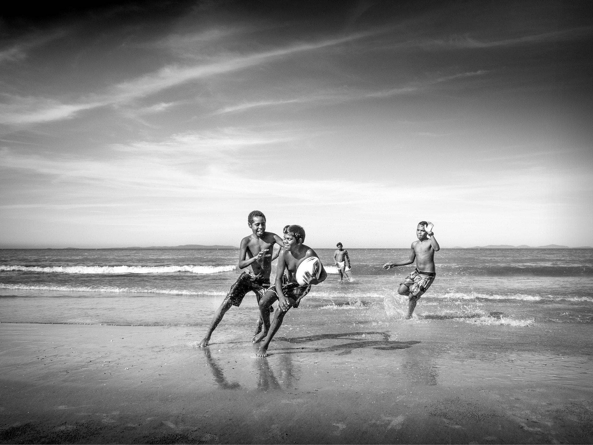 Sony DT 18-135mm F3.5-5.6 SAM sample photo. Beach culture photography