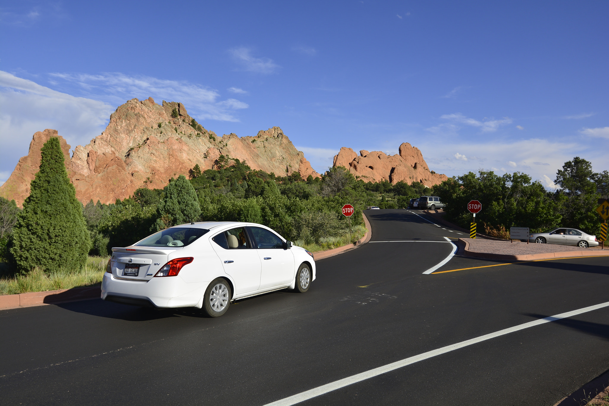 Nikon AF-S Nikkor 16-35mm F4G ED VR sample photo. Garden of the gods. photography