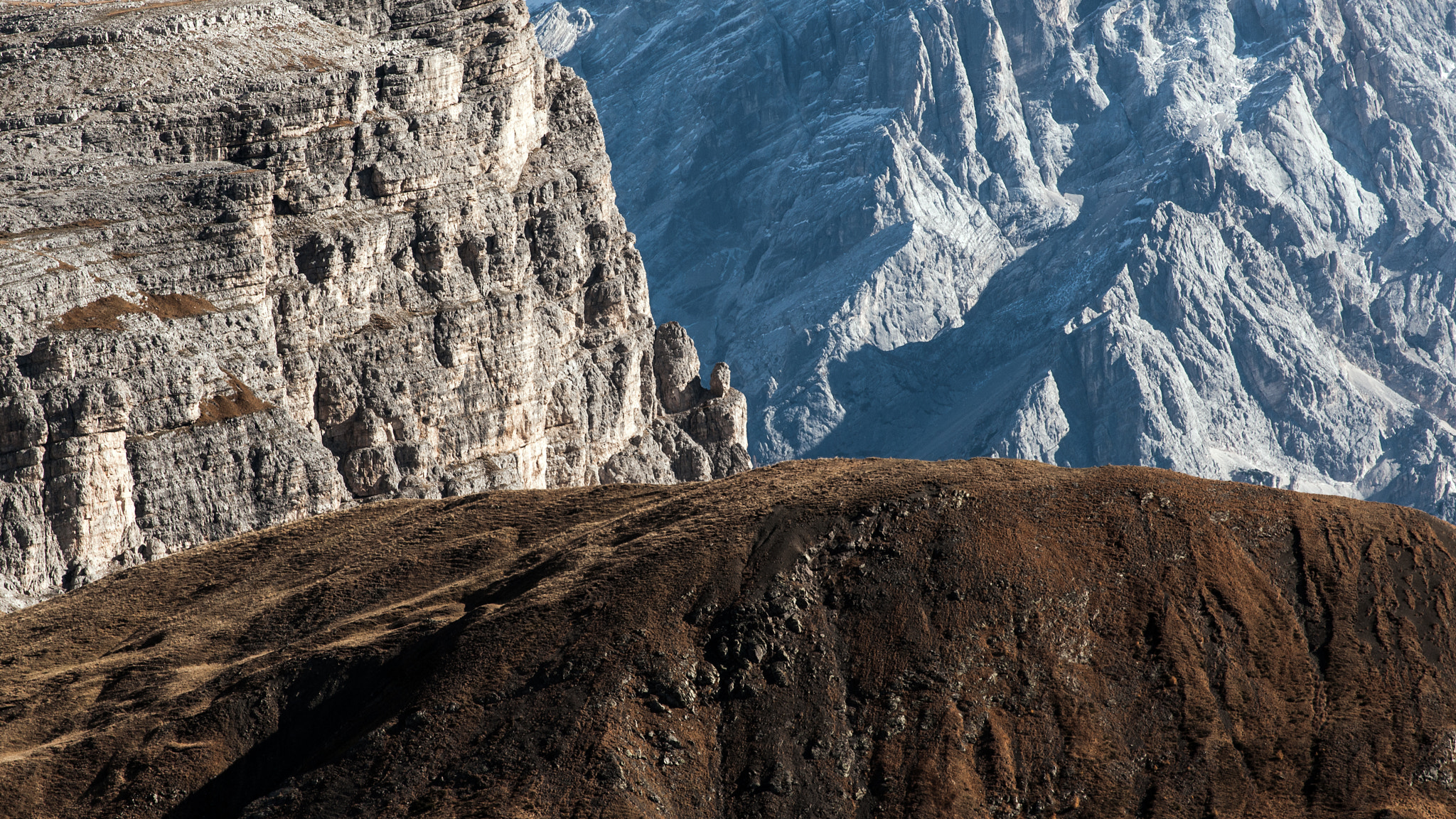 Minolta/Sony AF 70-200mm F2.8 G sample photo. Volcanic and dolomitic photography