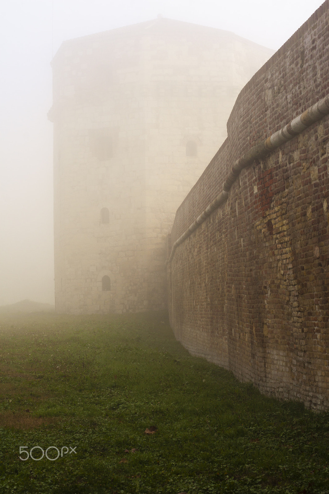 Canon EOS 30D + Canon EF 50mm f/1.8 sample photo. Nebojsa's tower as a part of the belgrade fortress photography