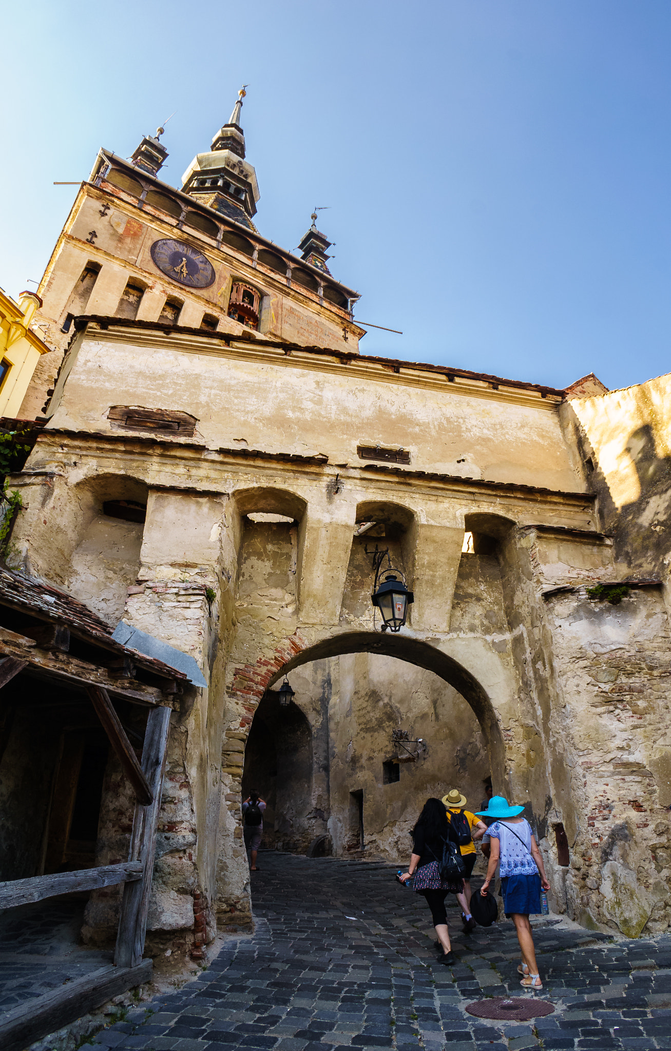 Sony a7 + Sony E 16mm F2.8 sample photo. Travel in sighisoara photography