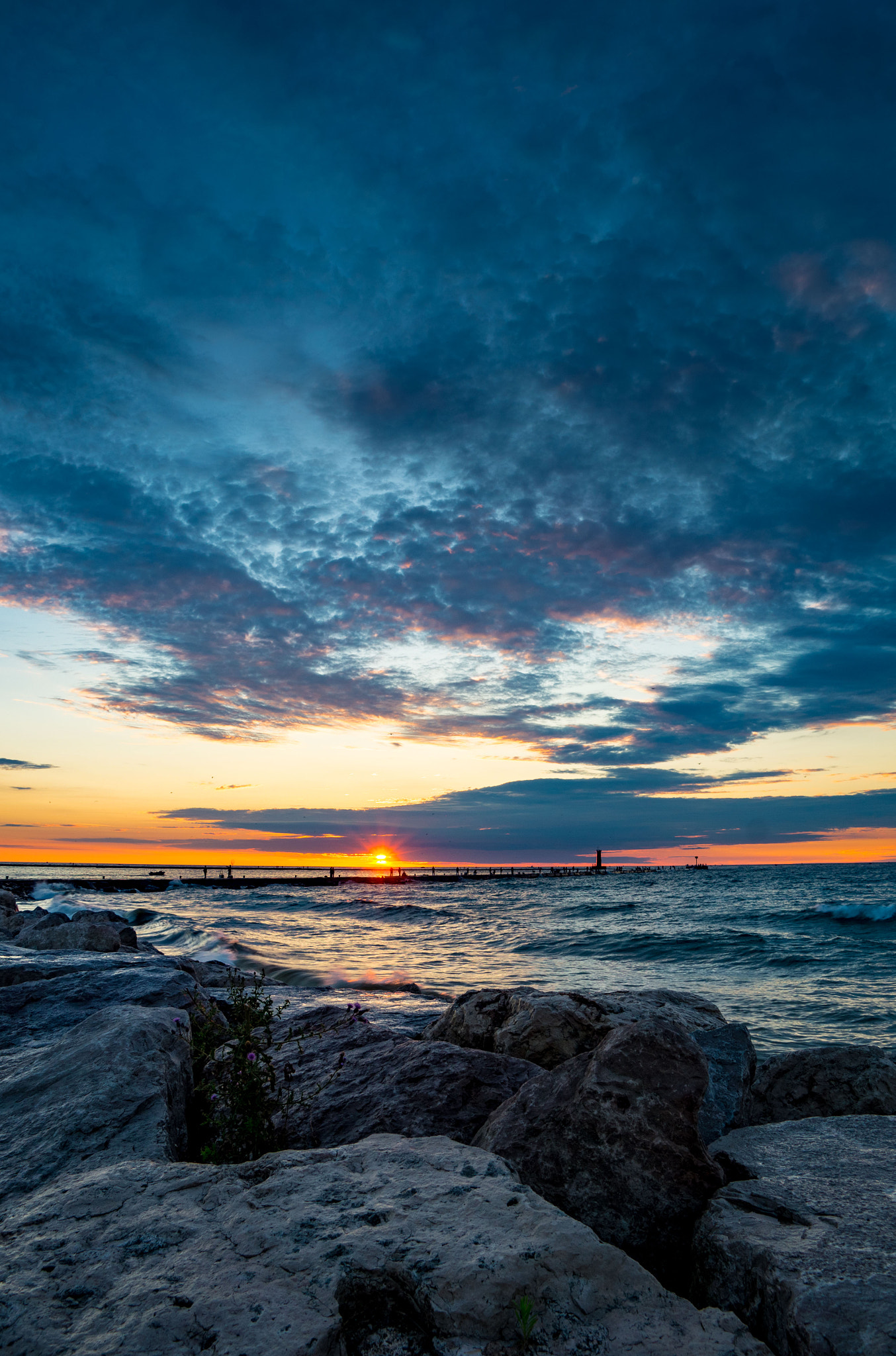 Sony DT 16-105mm F3.5-5.6 sample photo. High sunrise photography