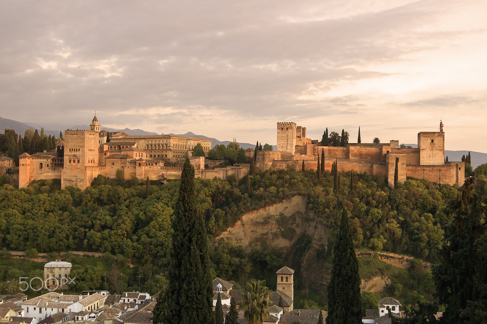 AF Zoom-Nikkor 28-70mm f/3.5-4.5D sample photo. La alhambra al anochecer photography