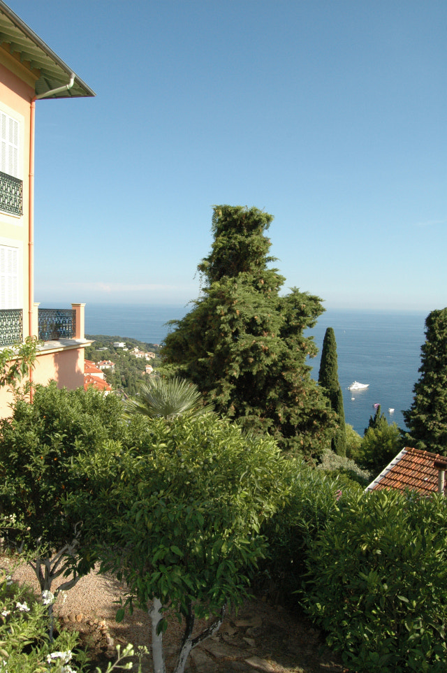 Nikon D70 + Nikon AF-S DX Nikkor 18-55mm F3.5-5.6G II sample photo. Roquebrune  cap martin roquebrune photography