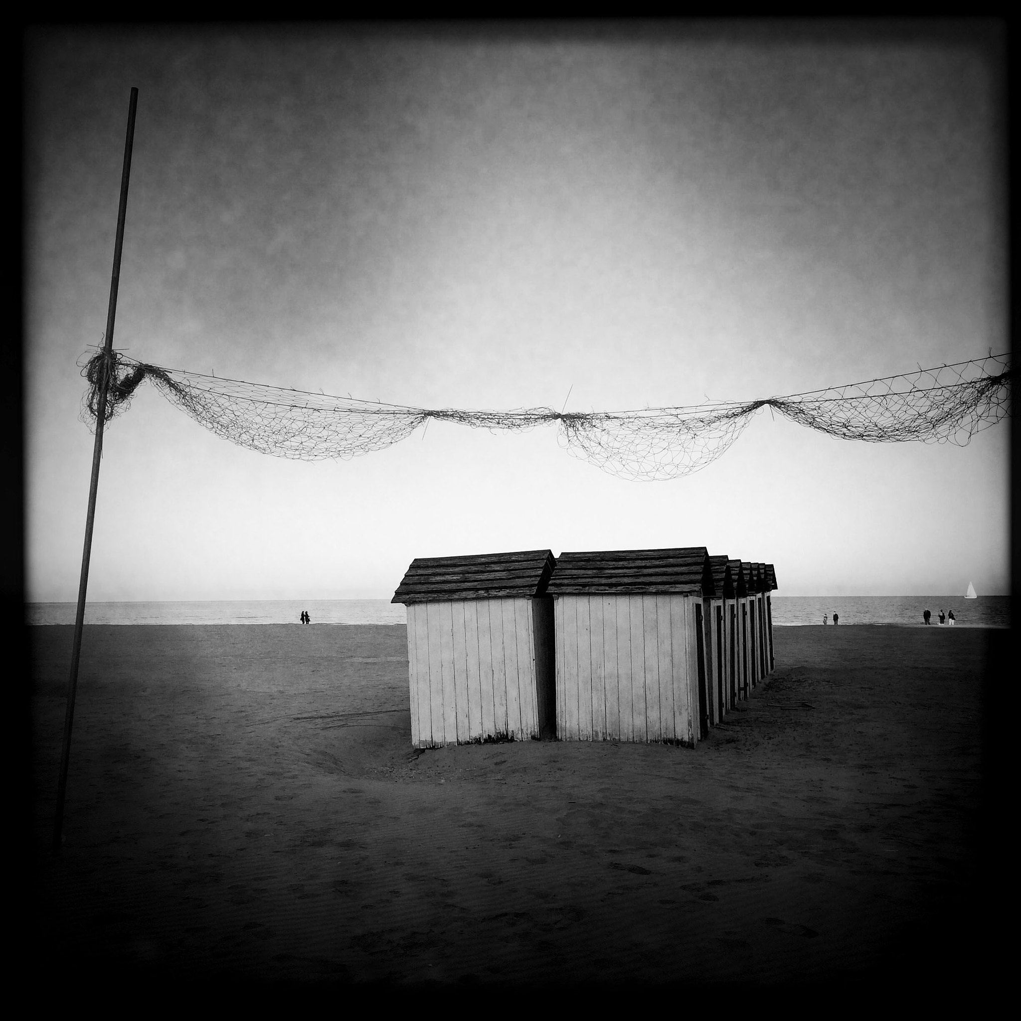 Hipstamatic 322 sample photo. Autumn on the beach photography