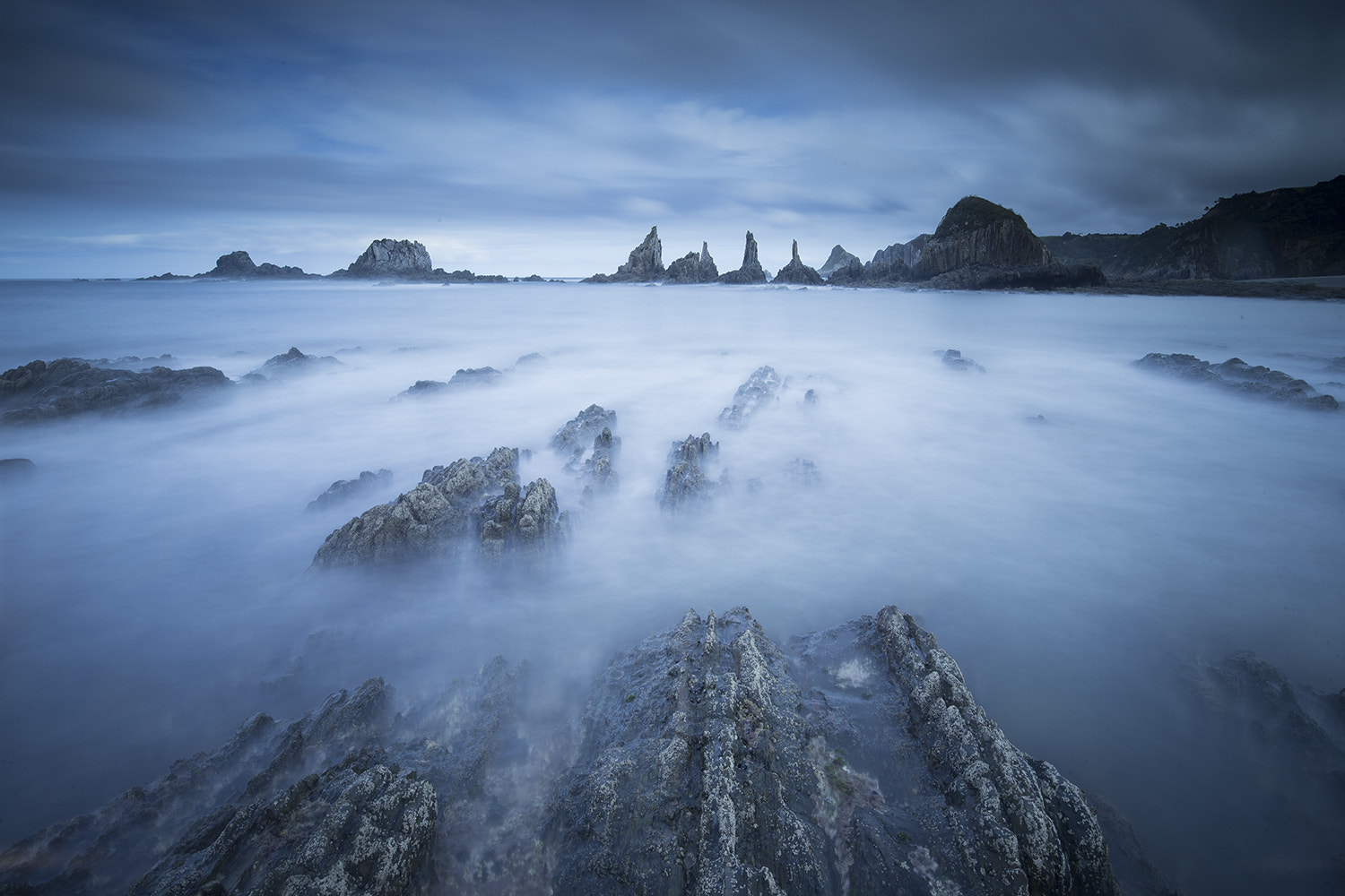 Canon EF 16-35mm F4L IS USM sample photo. Gueirua photography