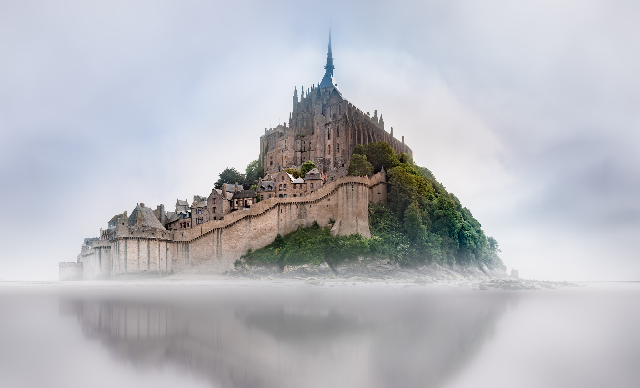 Sigma 35mm F1.4 DG HSM Art sample photo. Mont st michel france photography