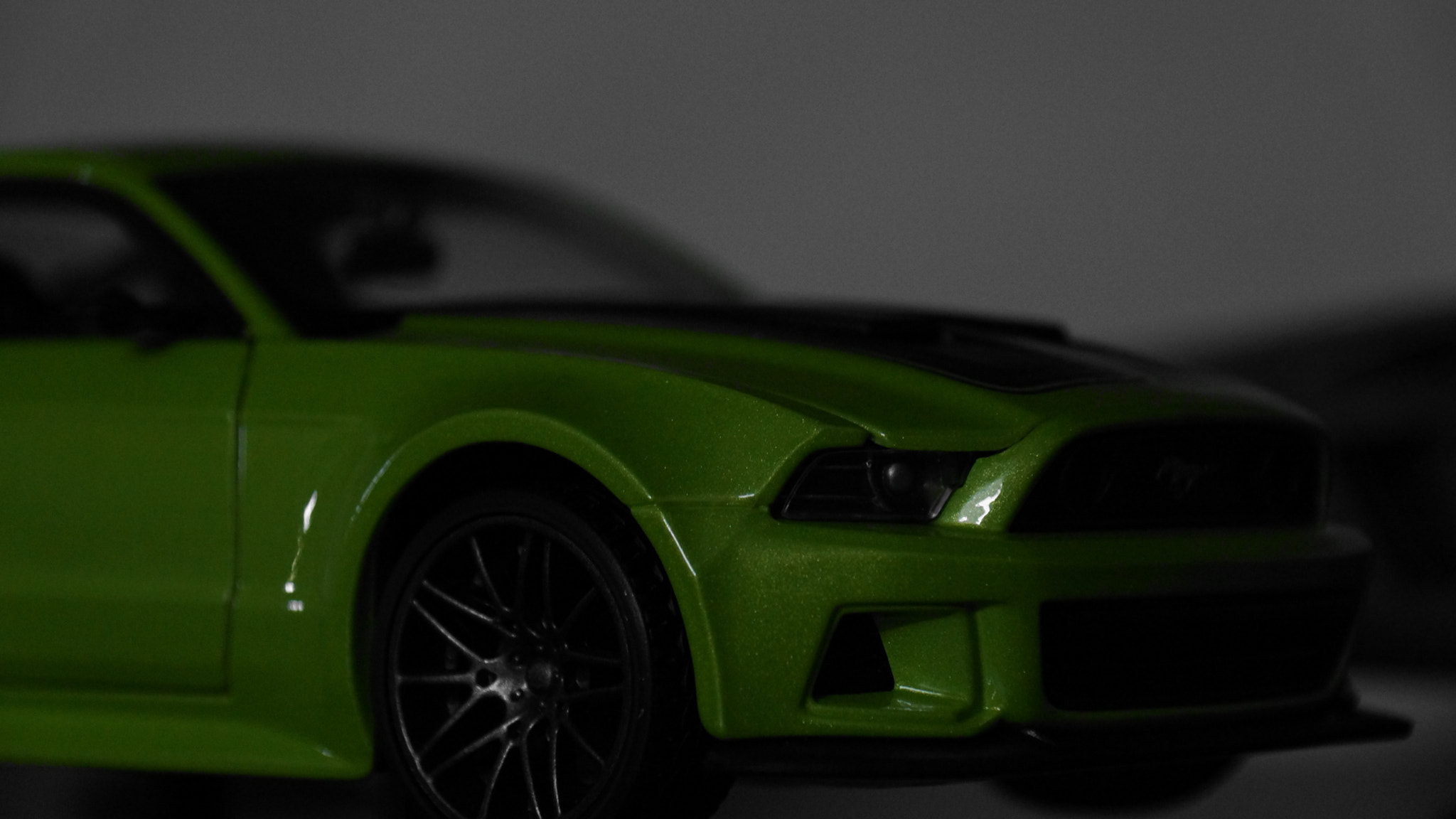 Sony SLT-A77 sample photo. Die-cast mustang photography