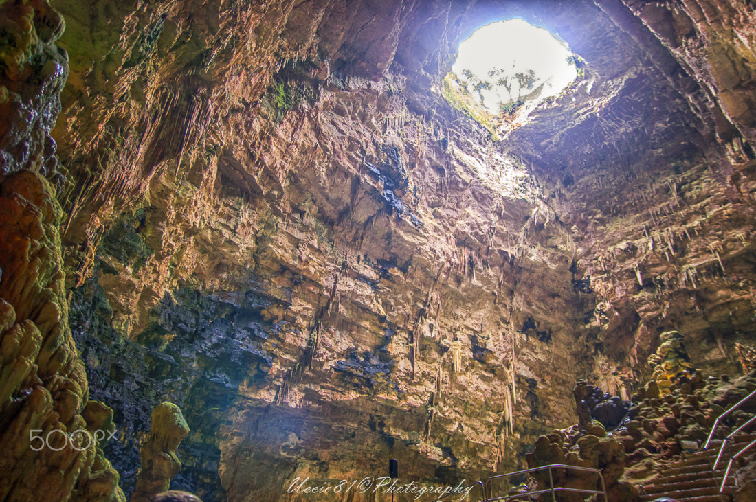 Sony Alpha DSLR-A580 sample photo. The magic of nature - grotte castellana photography