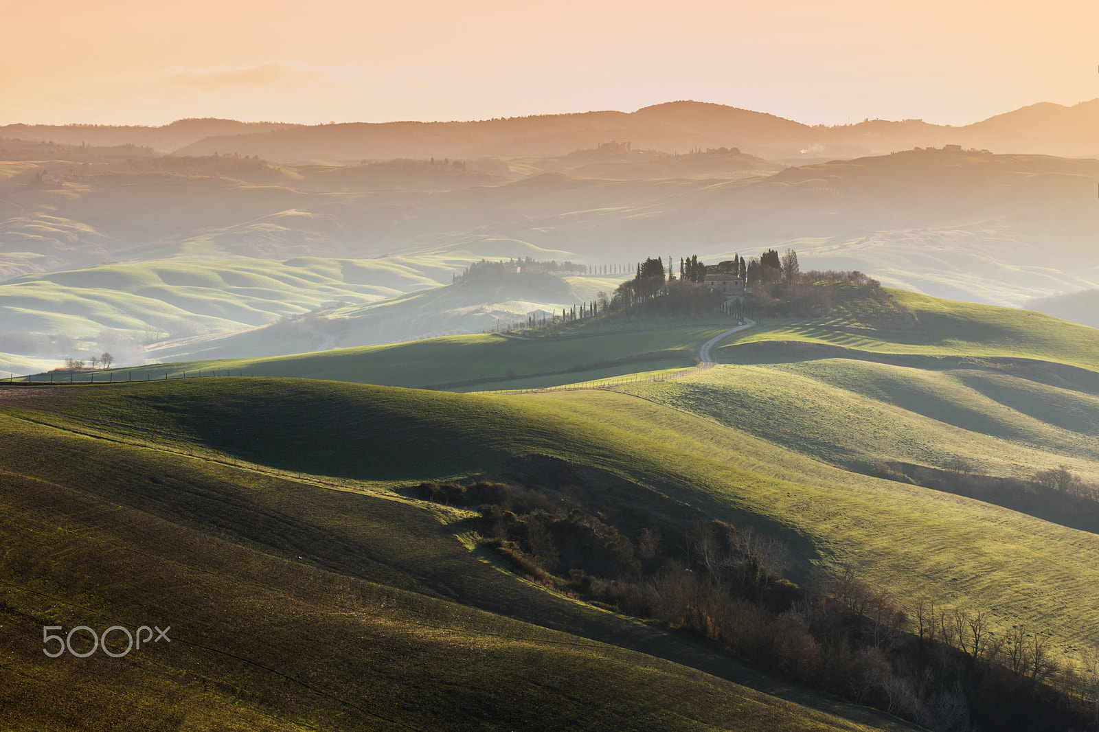 Nikon AF-Nikkor 80-200mm F2.8D ED sample photo. Tuscany sunrise photography