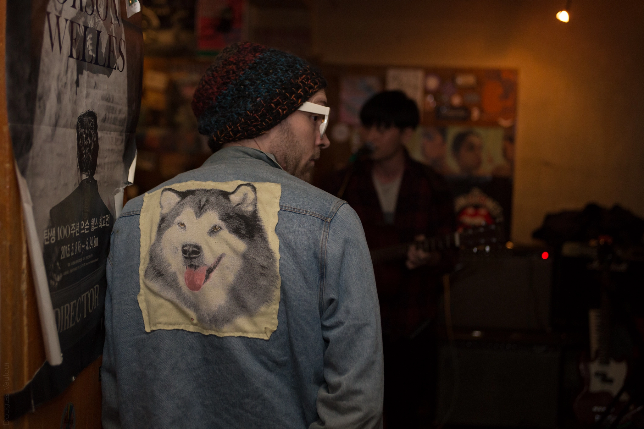 Canon EOS 6D sample photo. One wolf jacket photography