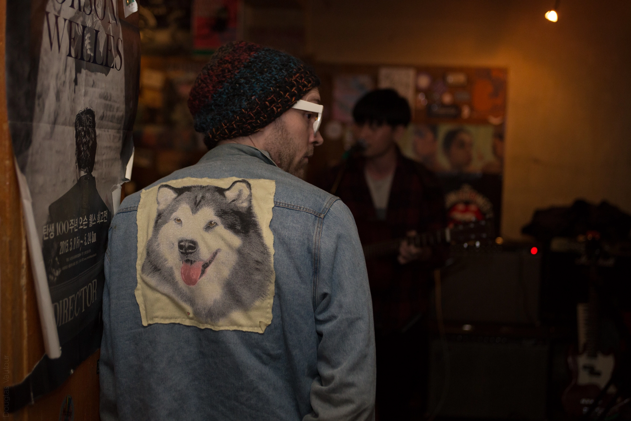 Canon EOS 6D + EF28-70mm f/2.8L USM sample photo. One wolf jacket photography