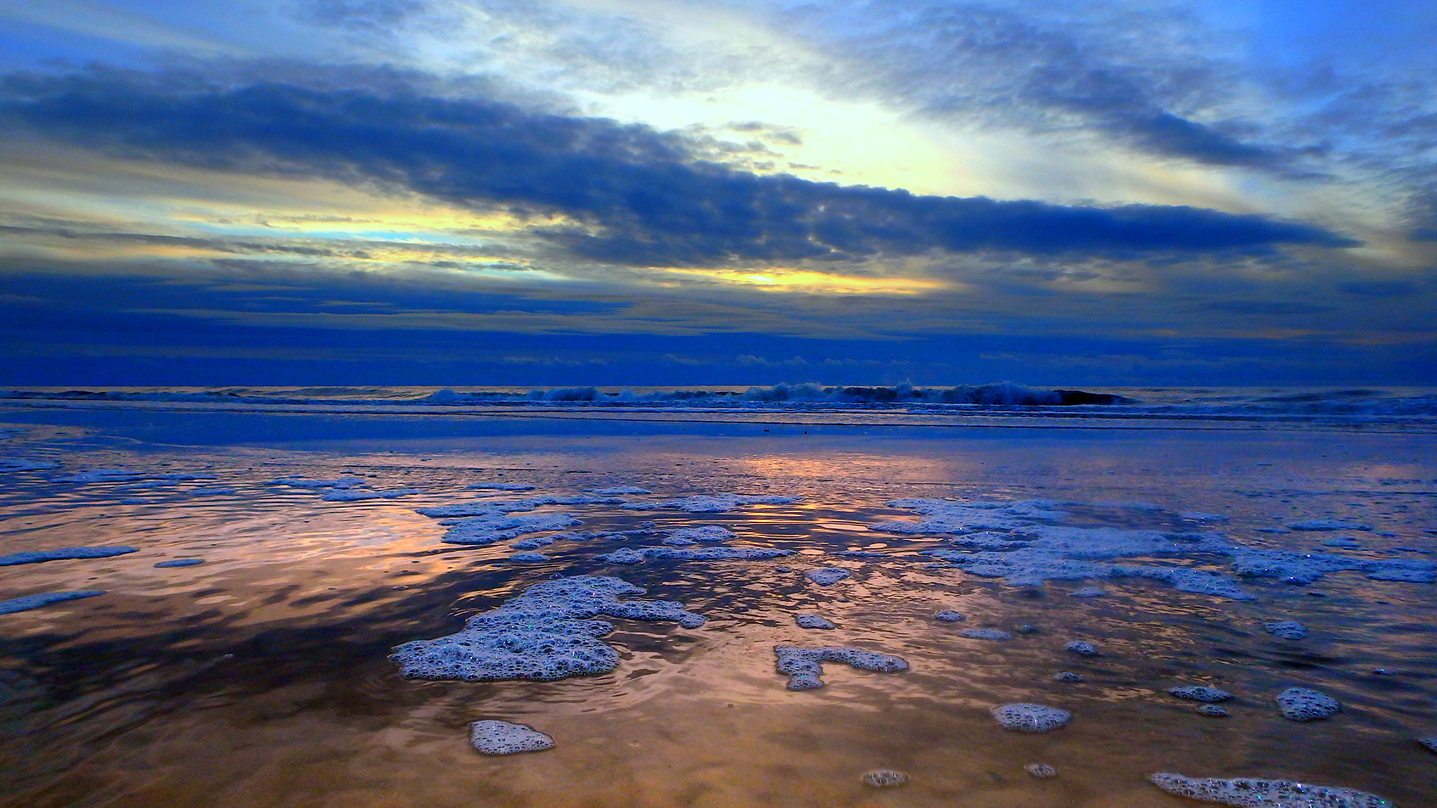 Olympus TG-850 sample photo. Sea photography
