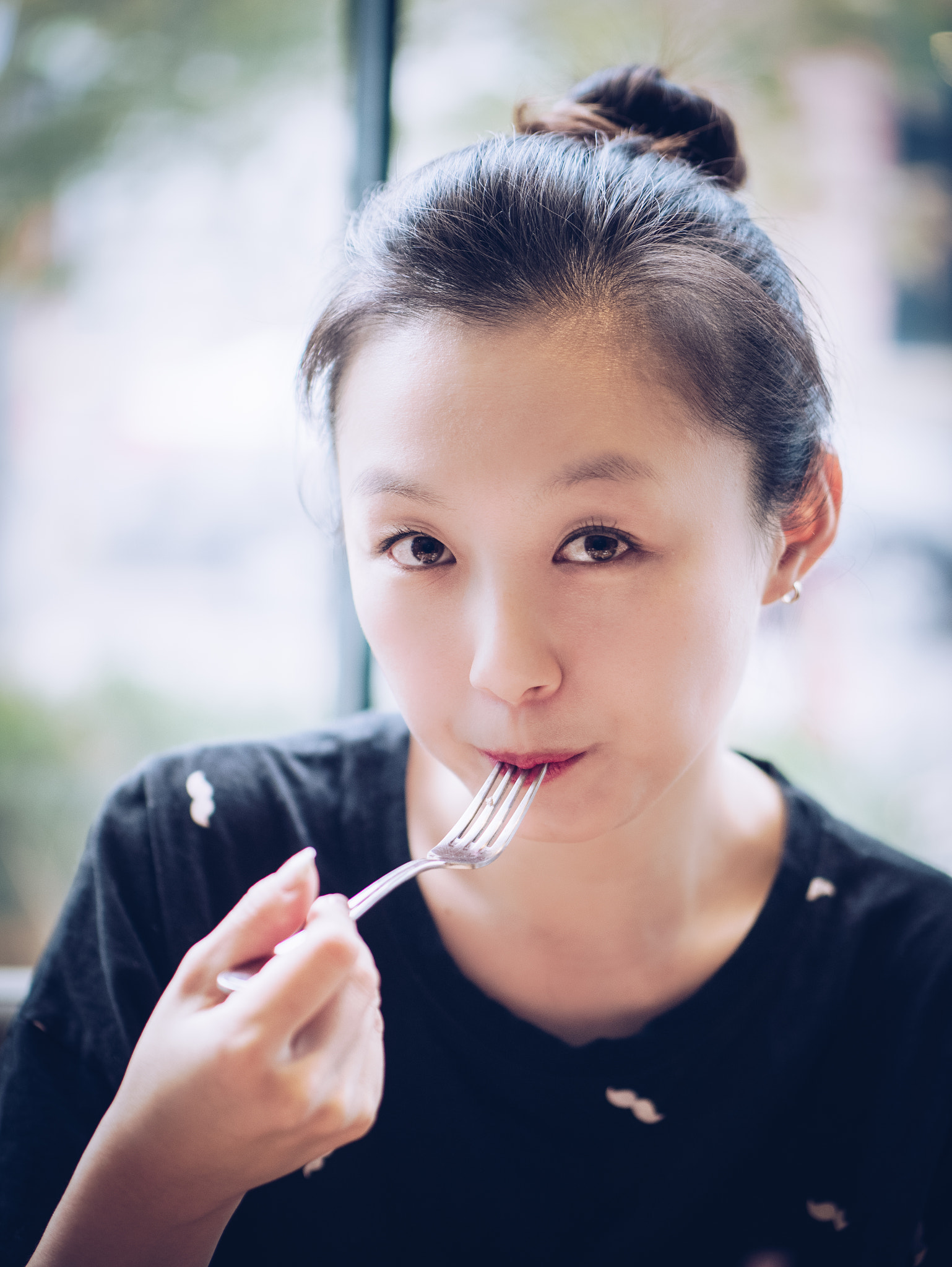Panasonic Leica DG Nocticron 42.5mm F1.2 ASPH OIS sample photo. 편집 photography