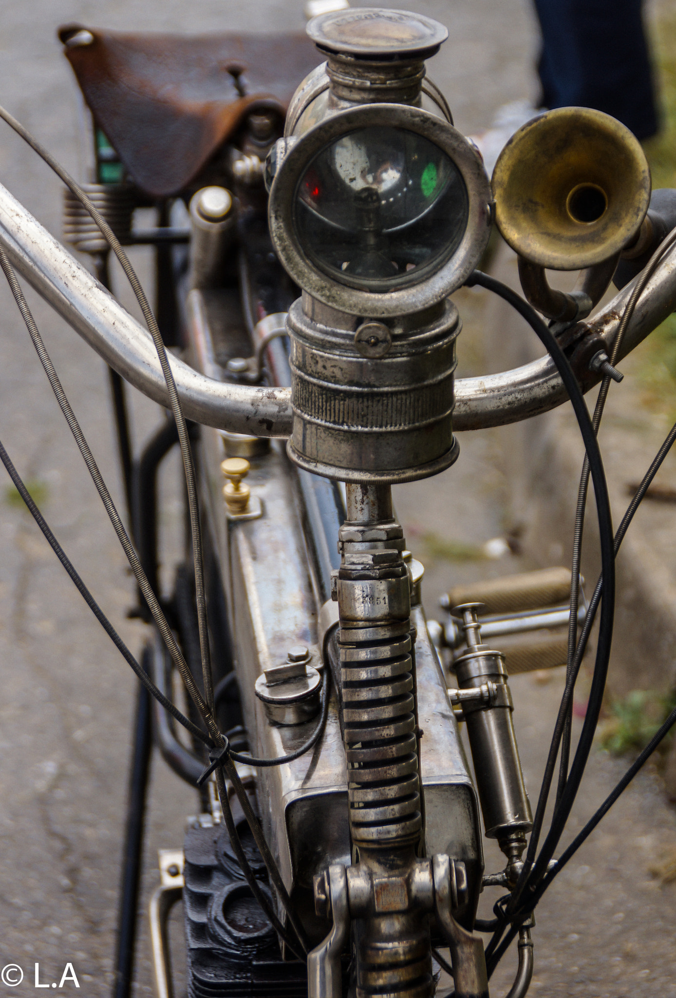 Sony DT 18-200mm F3.5-6.3 sample photo. The old motorcycle photography