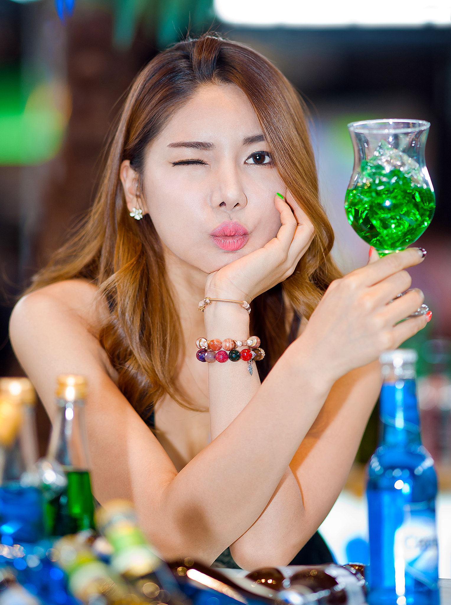 Sony Sonnar T* 135mm F1.8 ZA sample photo. Face , , photography