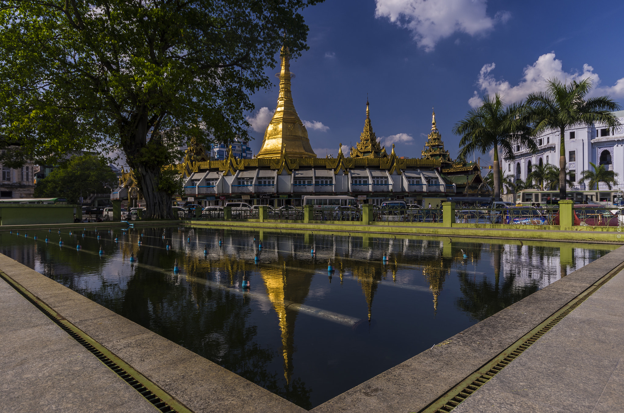 Sigma AF 10-20mm F4-5.6 EX DC sample photo. Sule pagodo photography