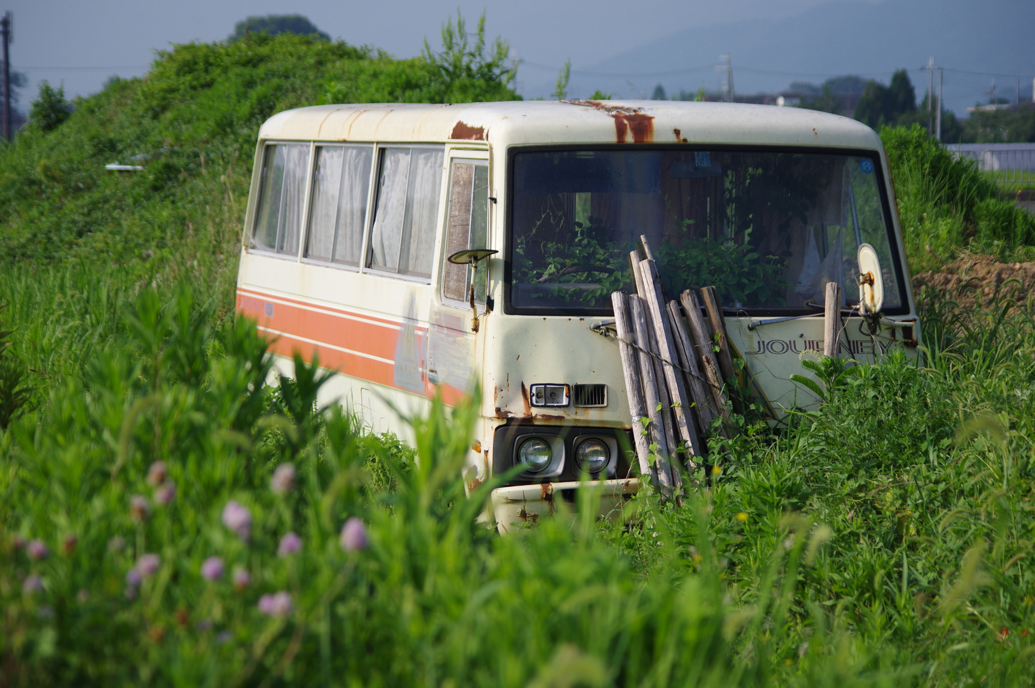 HD Pentax DA 55-300mm F4.0-5.8 ED WR sample photo. Old bus 2 photography