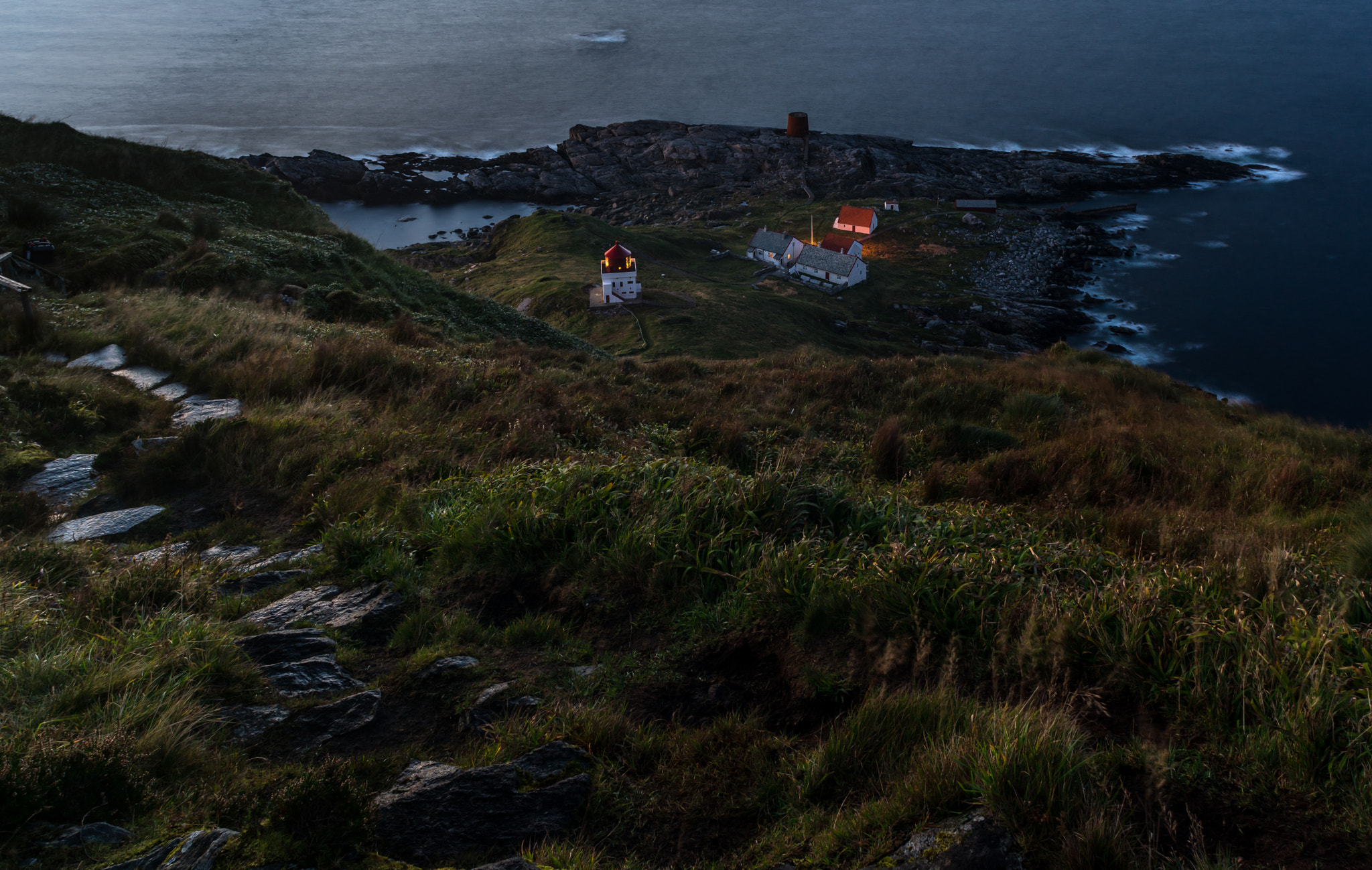 Sony a7R II + Canon TS-E 24mm f/3.5L sample photo. Welcome home photography