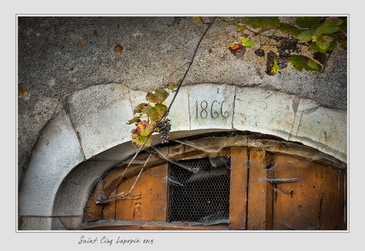 Canon EOS-1Ds Mark III sample photo. St cirq lapopie photography