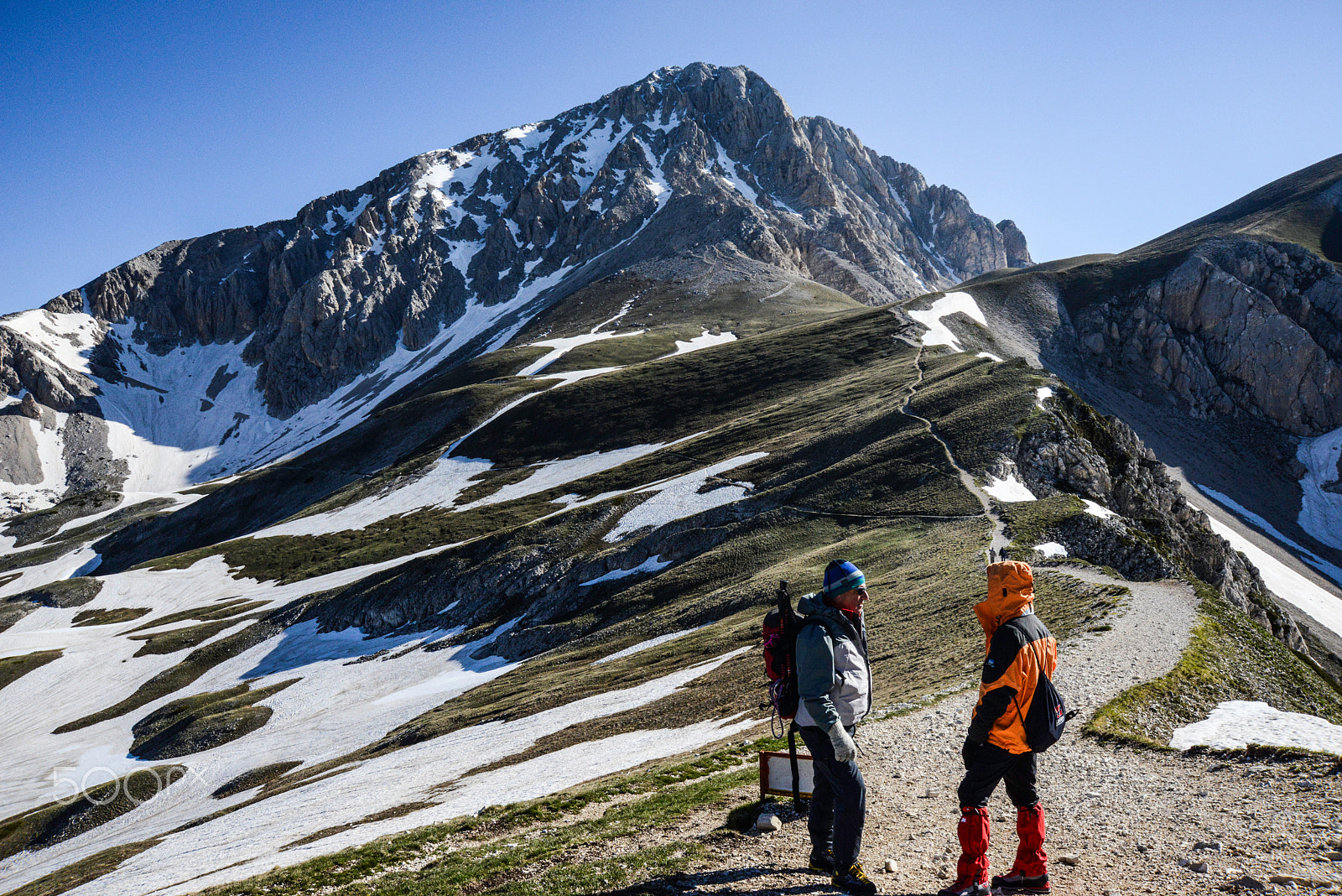 Nikon AF Nikkor 24-85mm F2.8-4D IF sample photo. Corno grande visto da campo imperatore photography