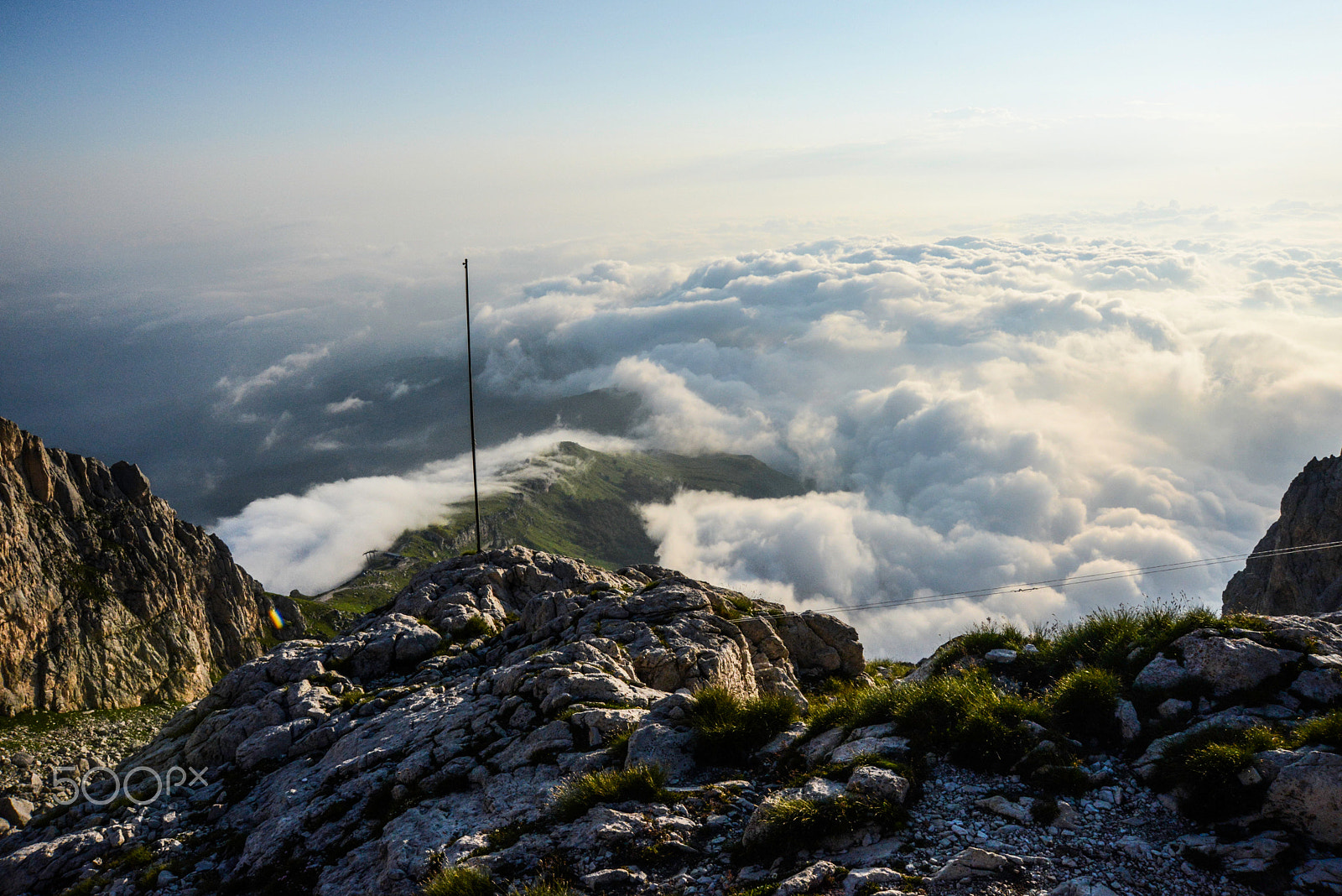 Nikon AF Nikkor 24-85mm F2.8-4D IF sample photo. Sopra le nubi photography