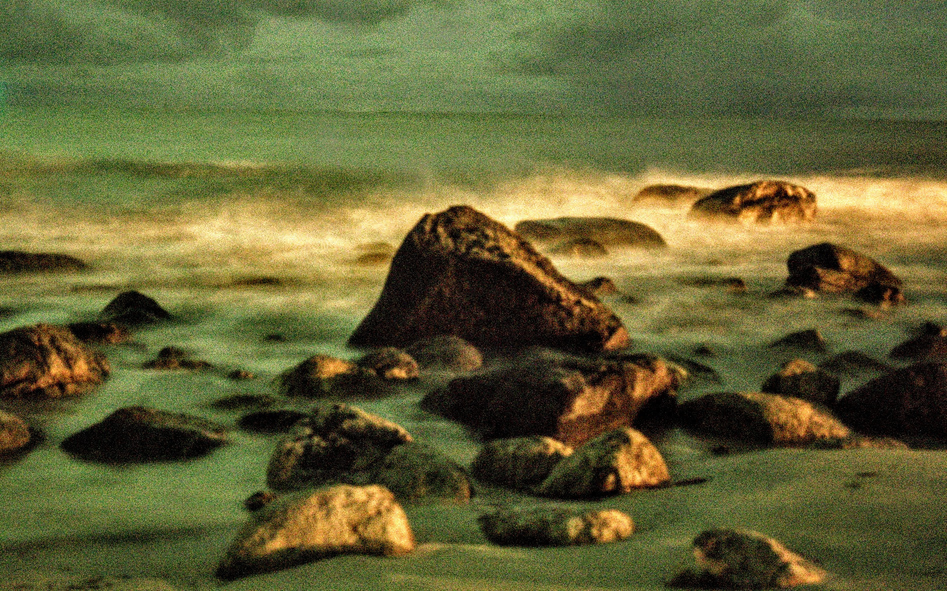 Canon EF 28-80mm f/3.5-5.6 USM sample photo. The evening beach. photography