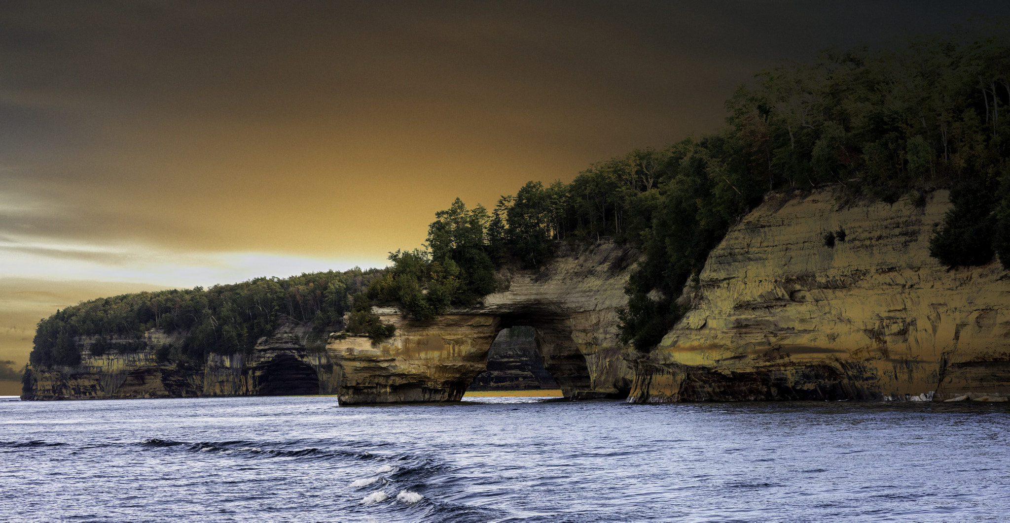 Nikon D7200 sample photo. Sunset at pictured rocks photography