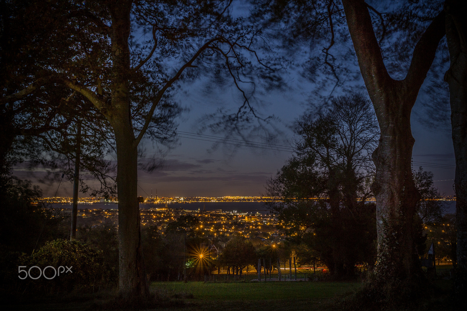 E 32mm F1.8 sample photo. Dublin night photography
