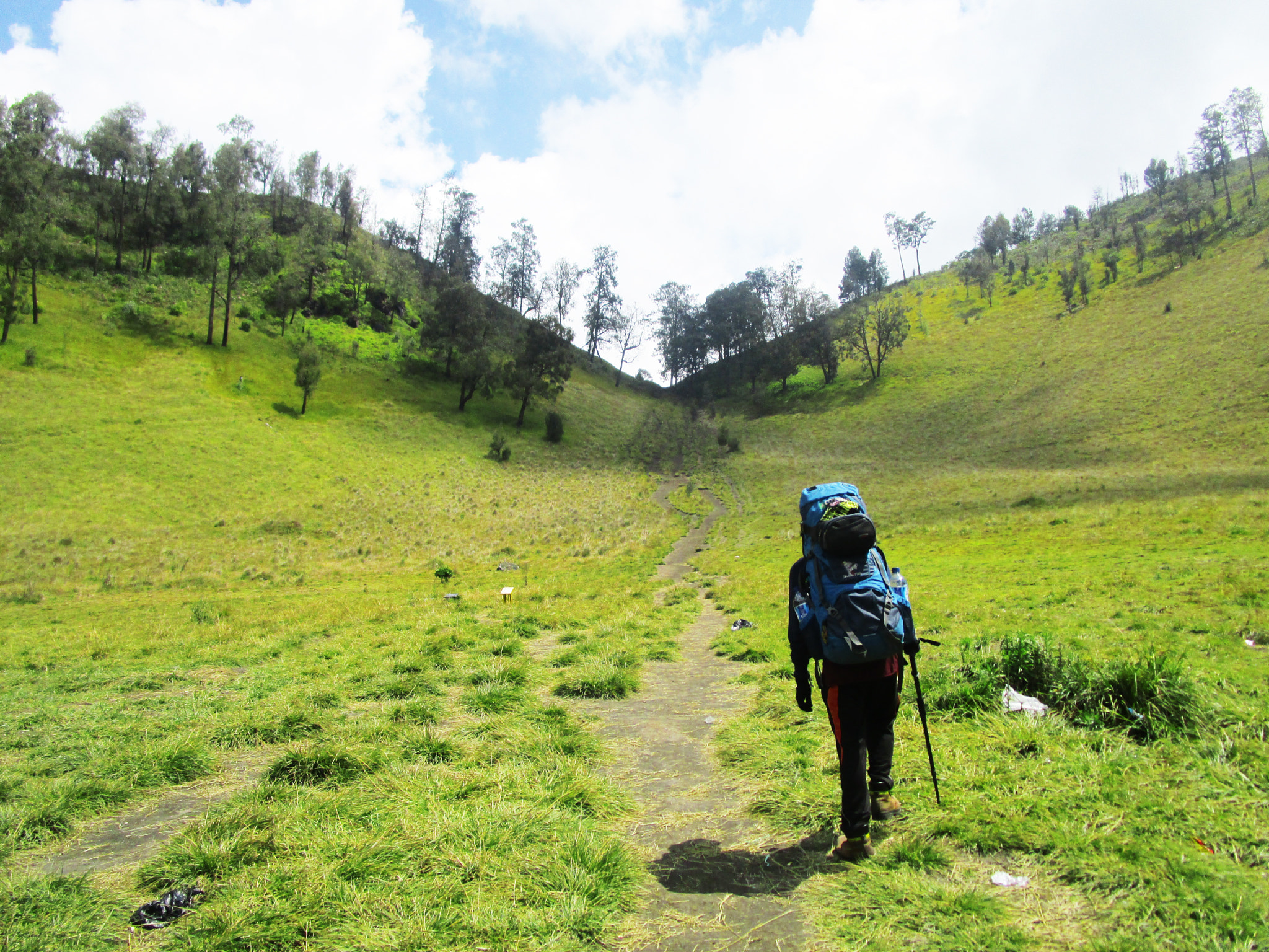 Canon PowerShot ELPH 150 IS (IXUS 155 / IXY 140) sample photo. Mount semeru photography