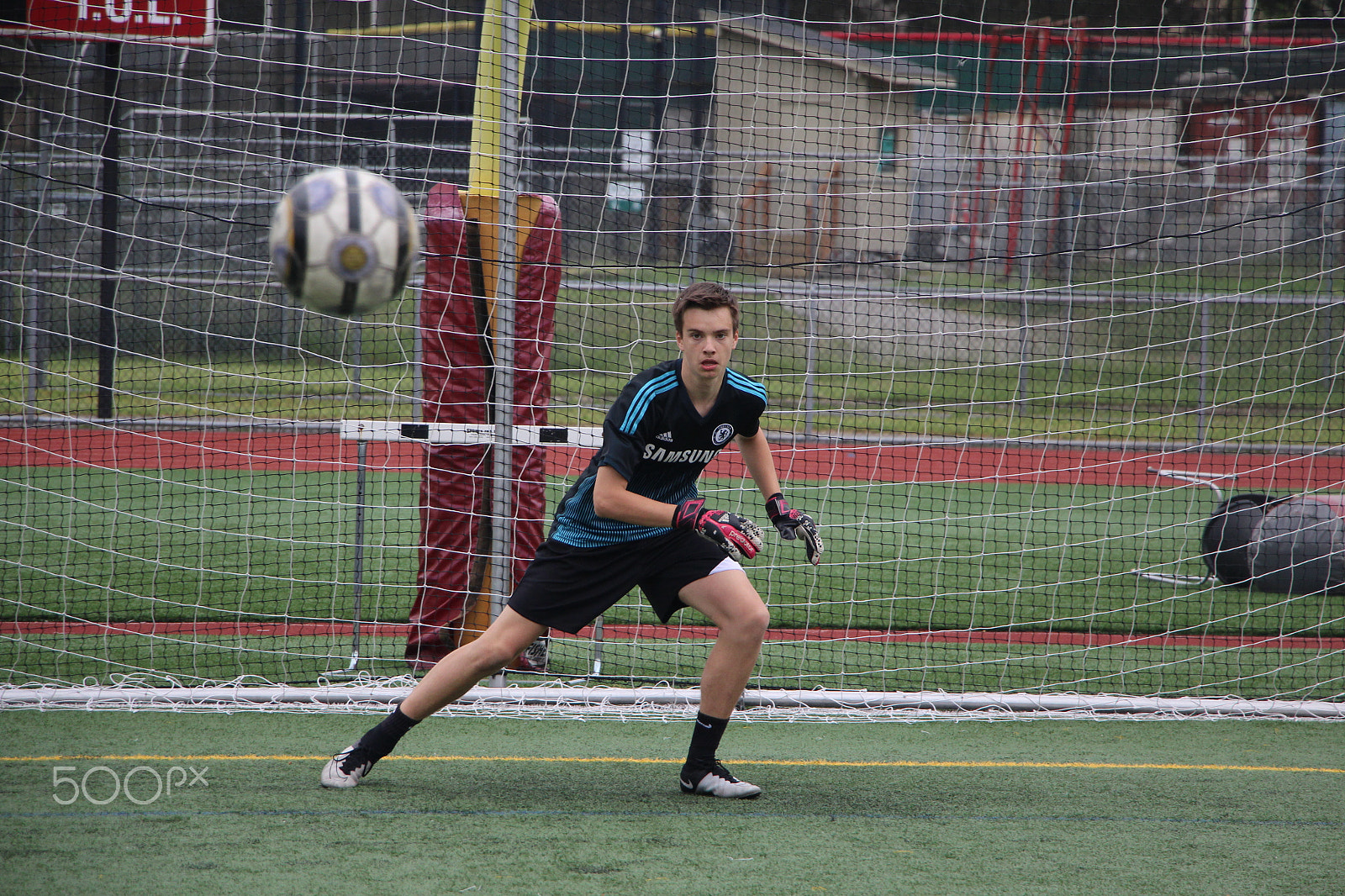 Canon EOS 1200D (EOS Rebel T5 / EOS Kiss X70 / EOS Hi) sample photo. Soccer photography